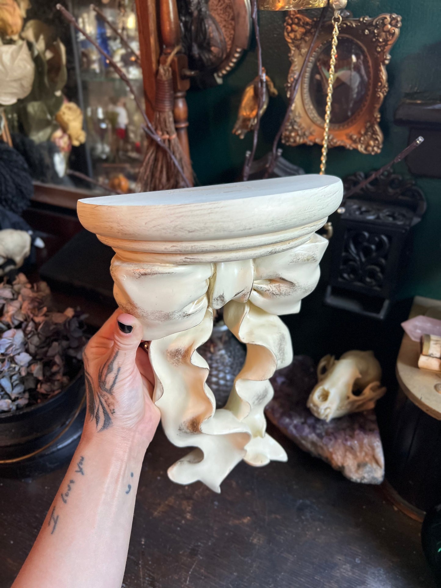 Victorian Bow Sconce Shelf