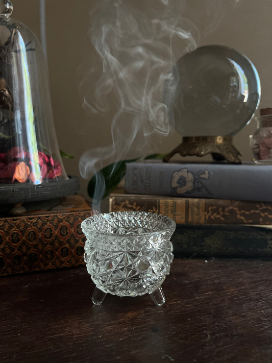 Daisy & Button Miniature Cauldron Incense Burner