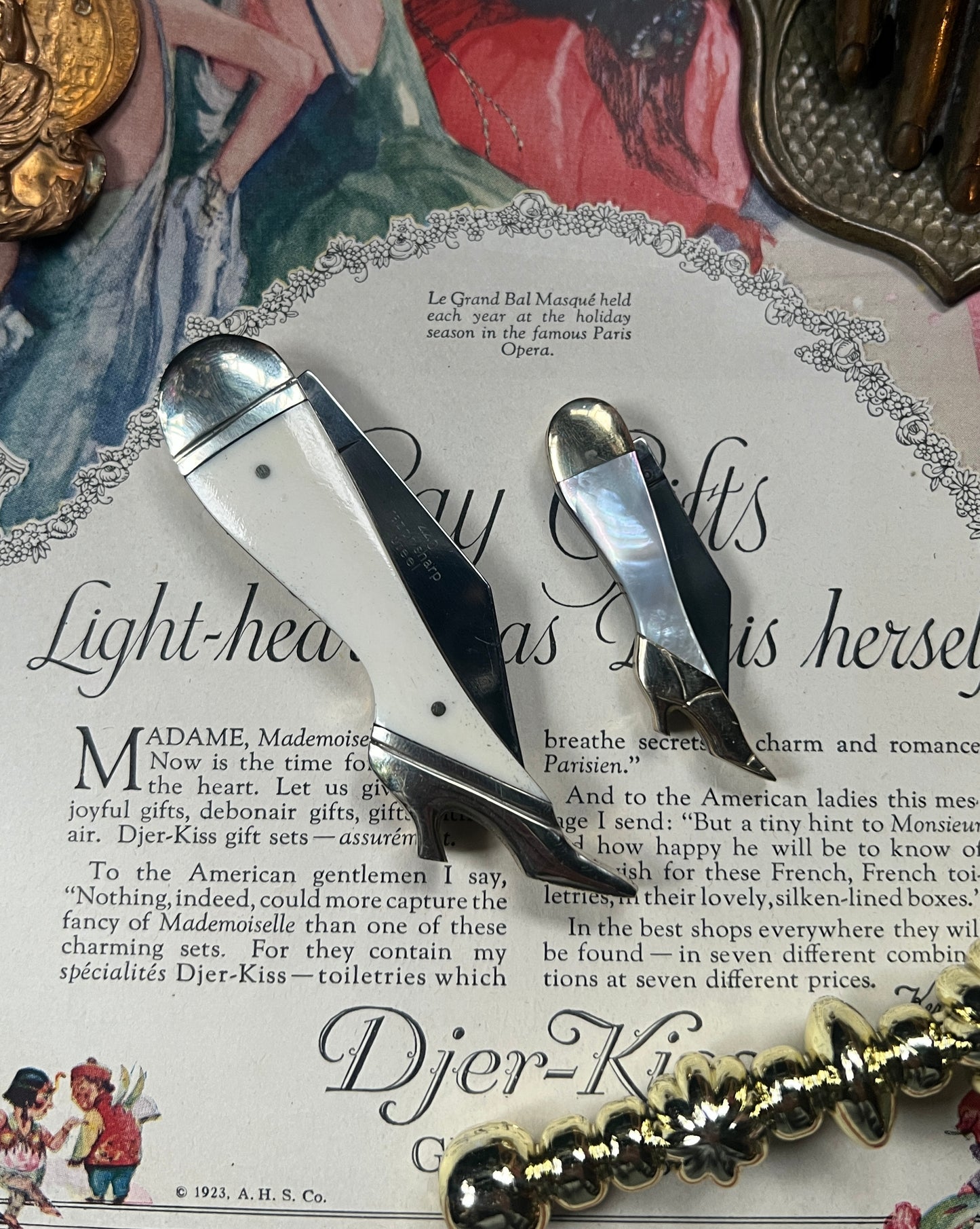 Lady Leg Pocket Knife