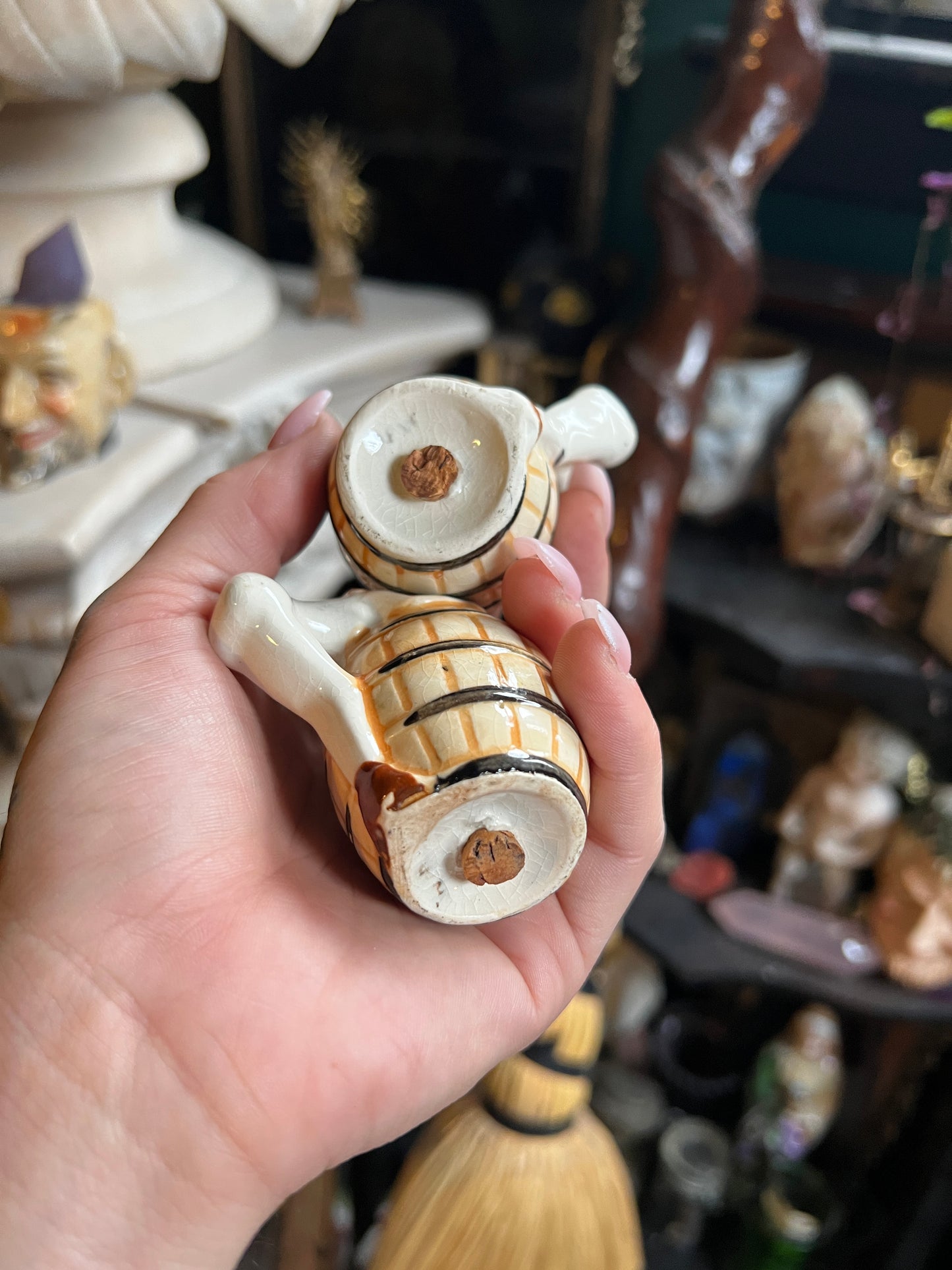 1950s Bottoms Up Salt & Pepper Shakers