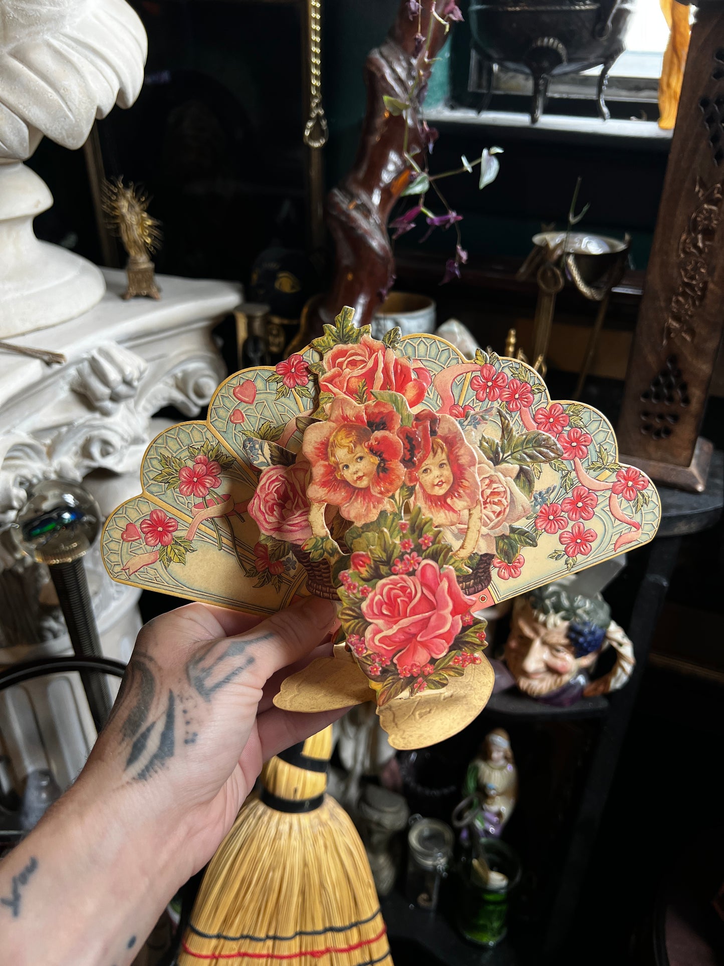 Vintage Victorian Fan Pop-Up Post Card