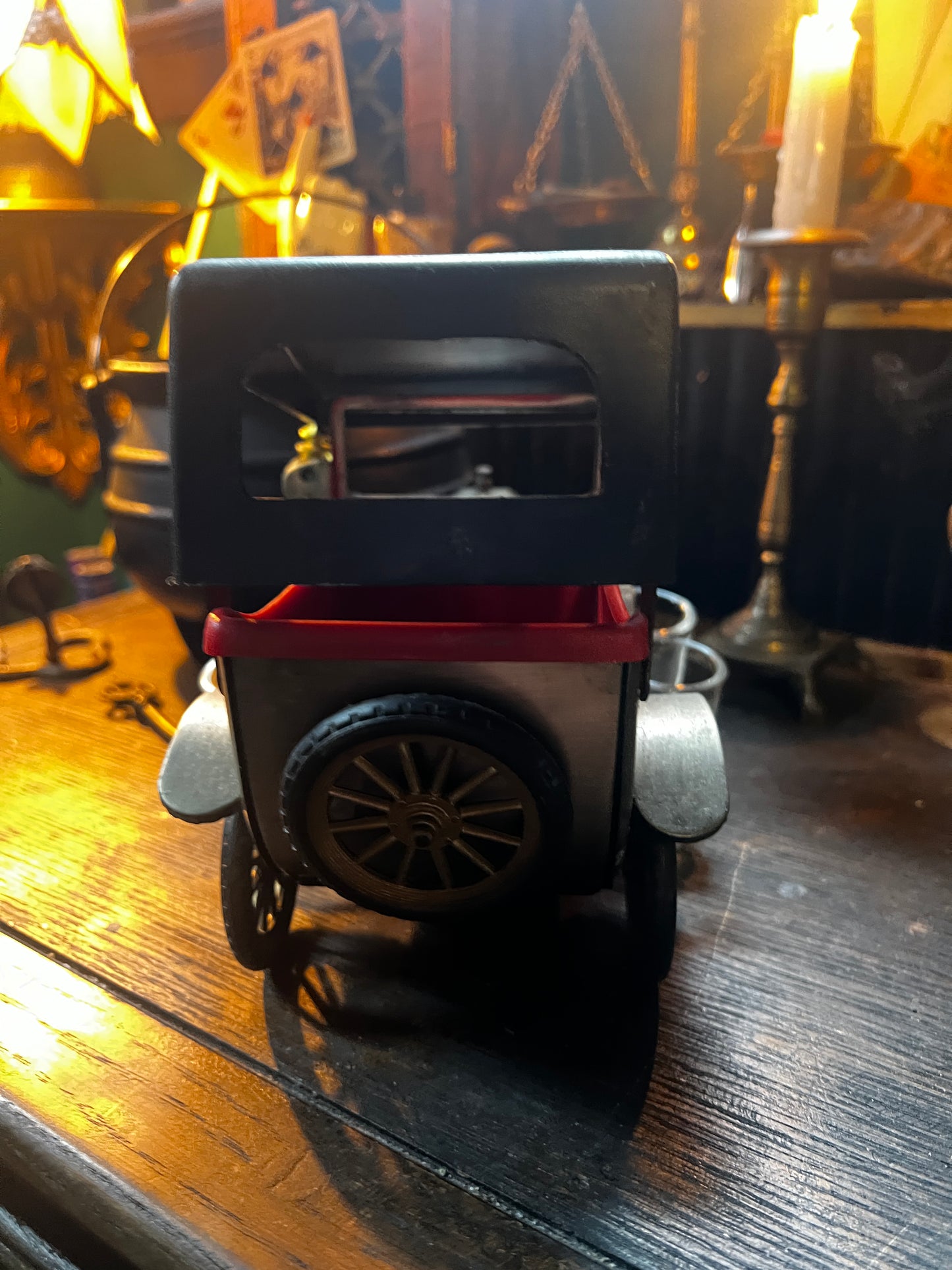 1918 Ford Model T Music Car Bar Set