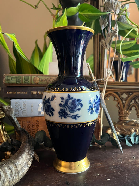 Royal Porzellan Bavaria KPM Germany: Handarbeit Echt Cobalt Vase