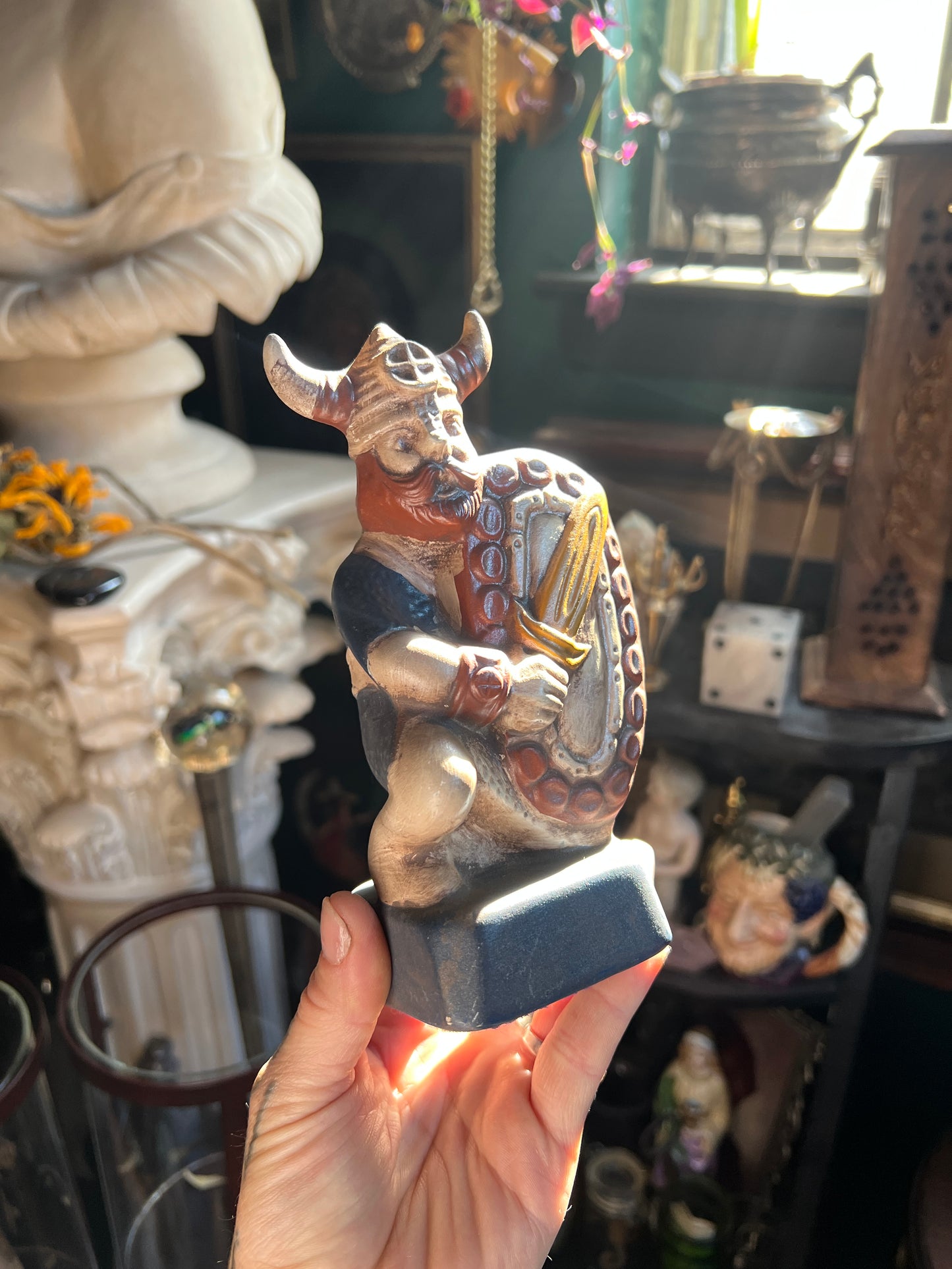 1971 Gare By Keith White Kneeling Viking Figurine