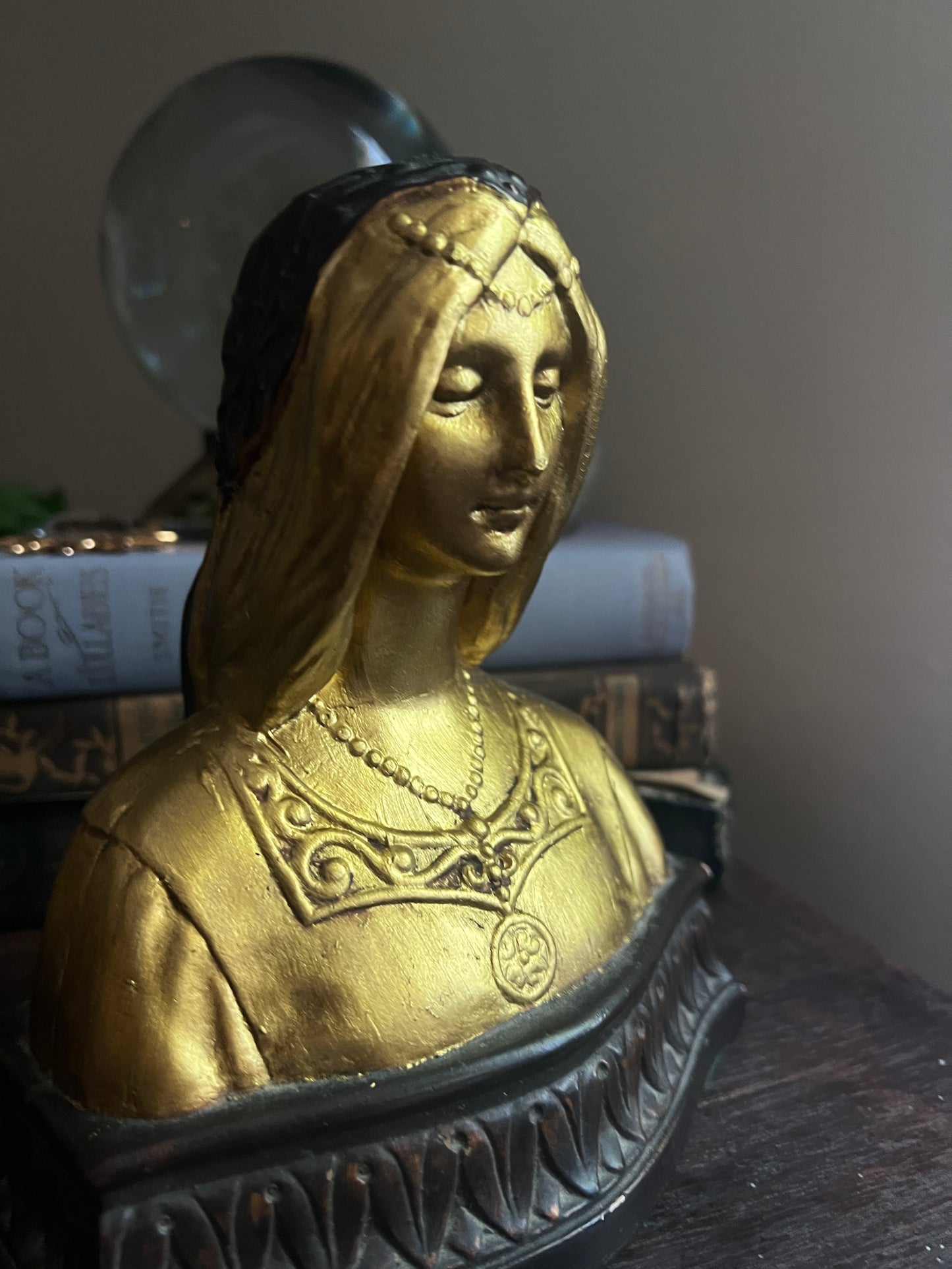 Dante and Beatrice Chalkware Bookends