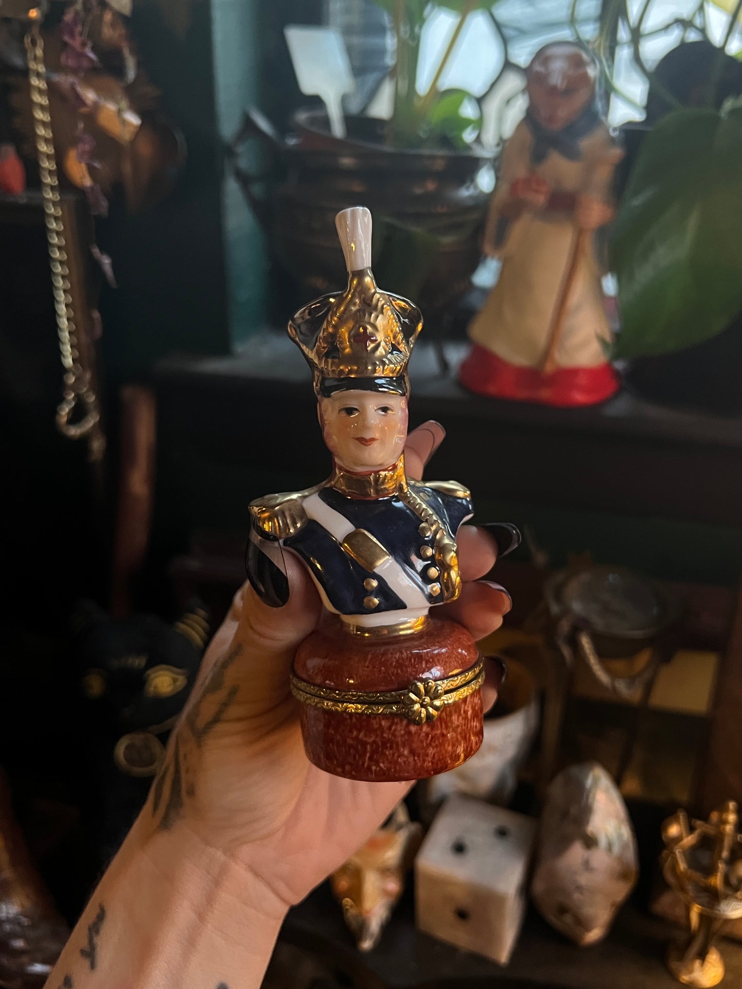 Limoges French Calvary Soldier Trinket Box