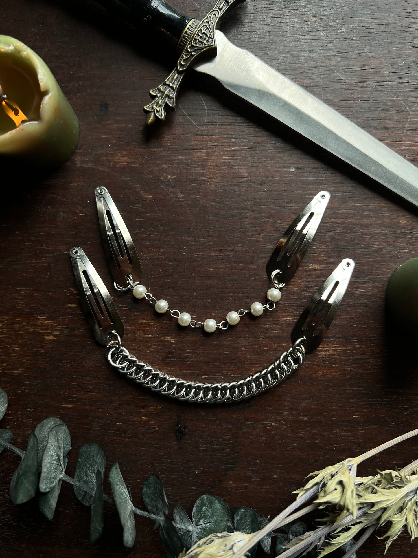 The Vesper Twin-Clip: Pearl & Iron Hair Adornment