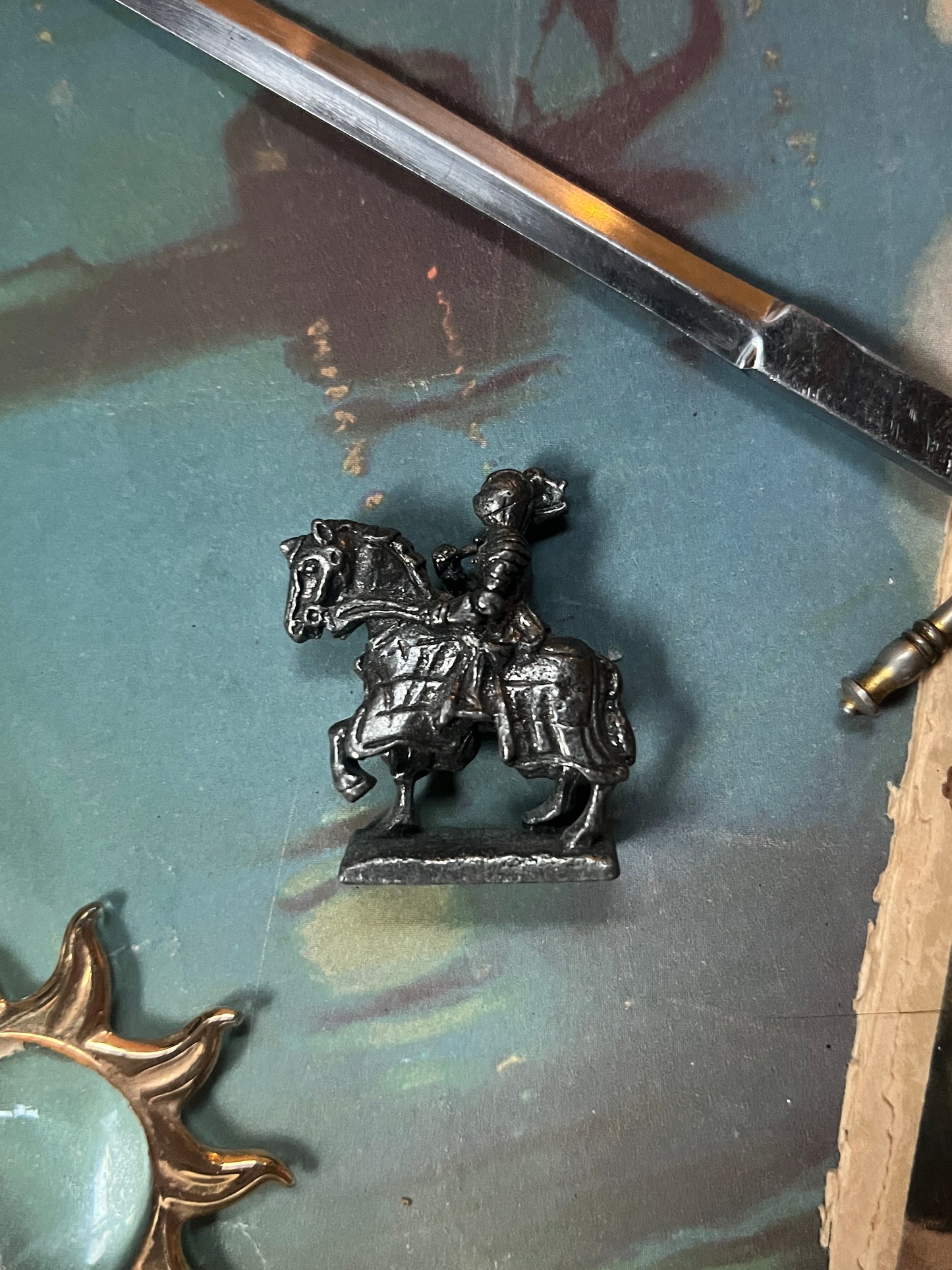 Westair Mini Pewter Armored Knight Figurine