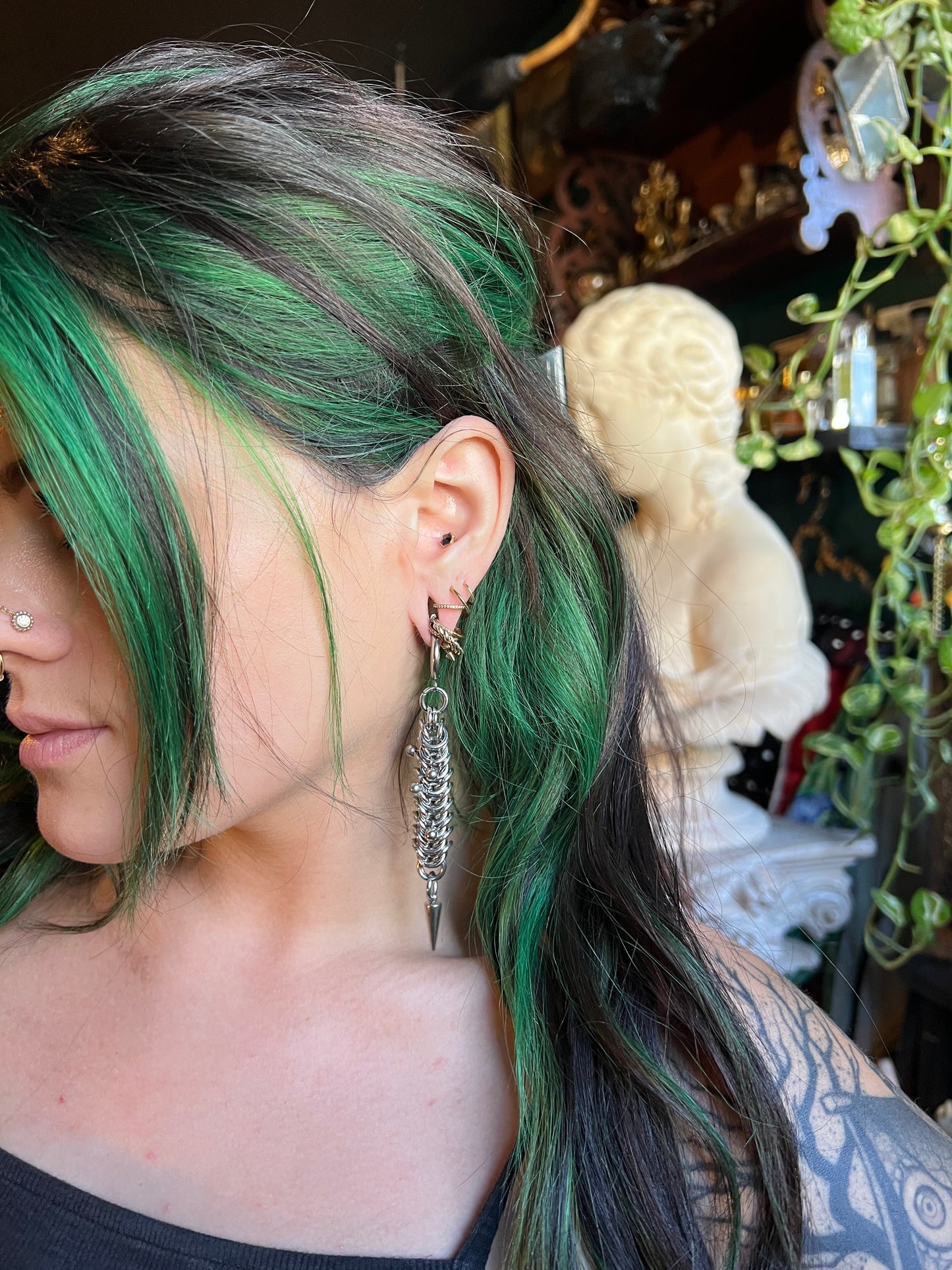 Vertebrae Spike Earrings