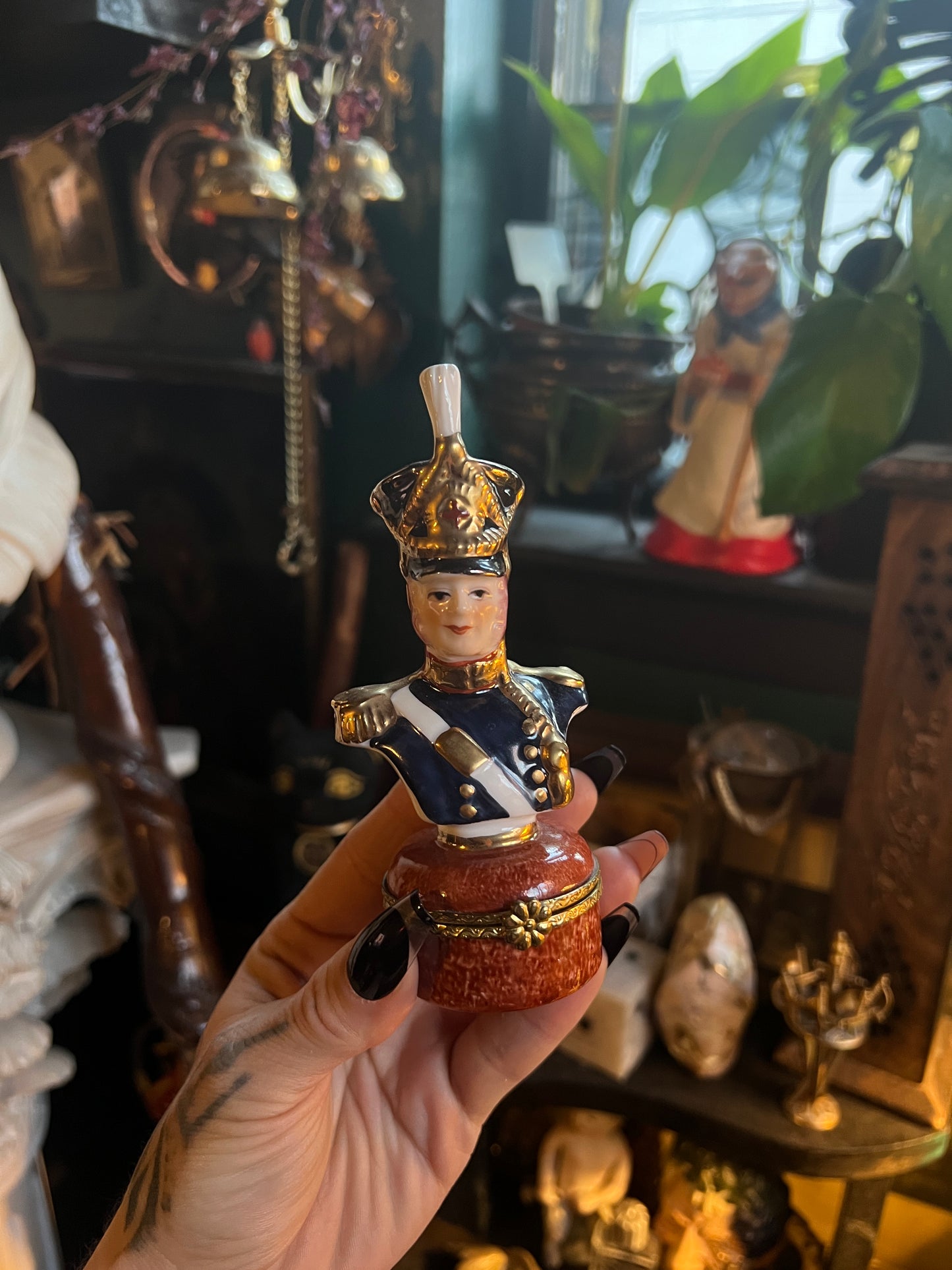 Limoges French Calvary Soldier Trinket Box