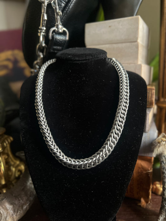 Iron Vertebrae Chain