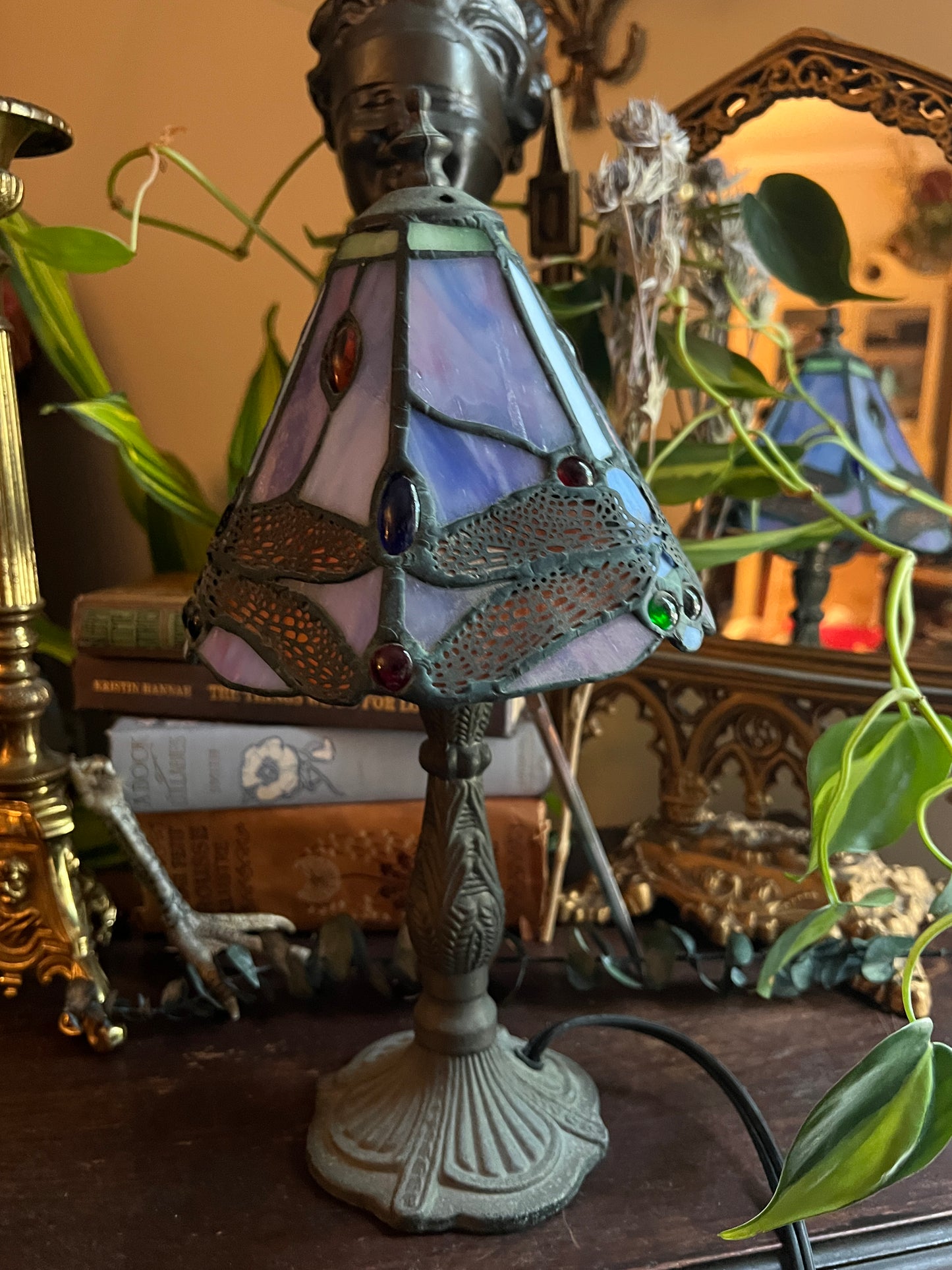 Tiffany Style Dragonfly Stained Glass Lamp