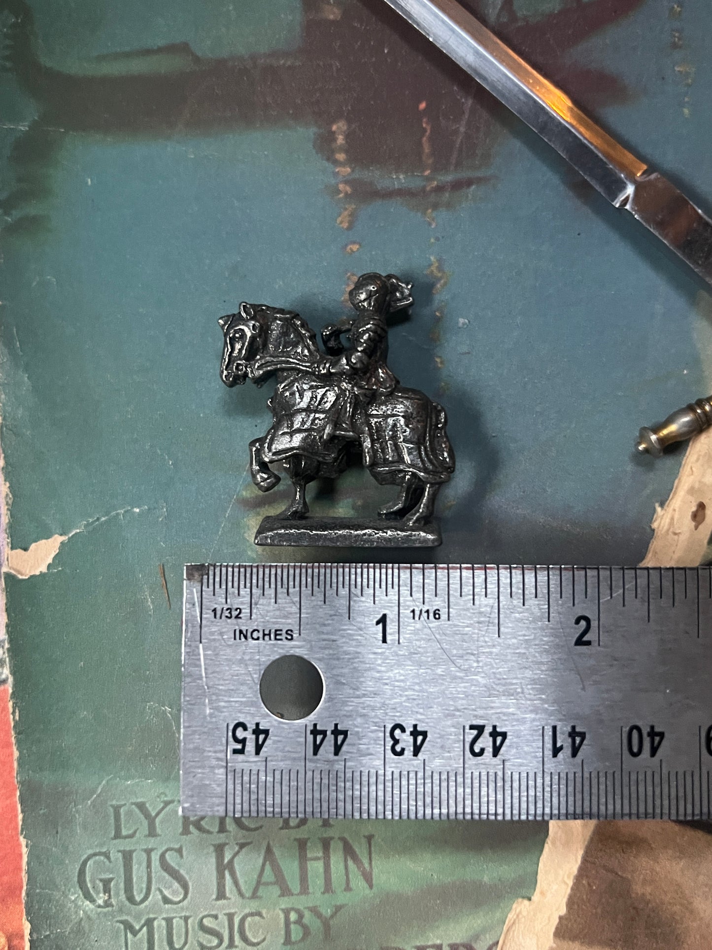 Westair Mini Pewter Armored Knight Figurine