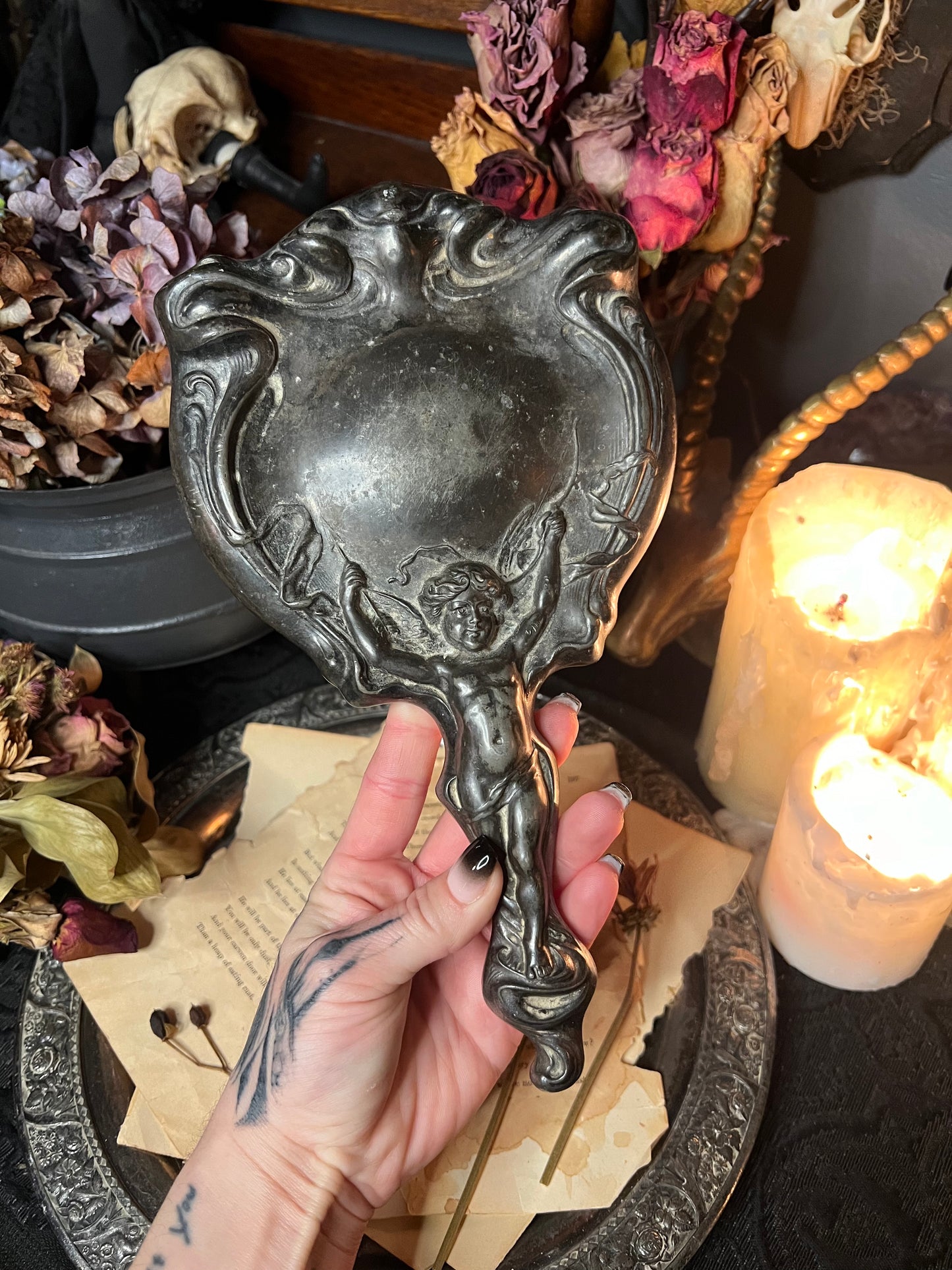 Cupids Hand Mirror