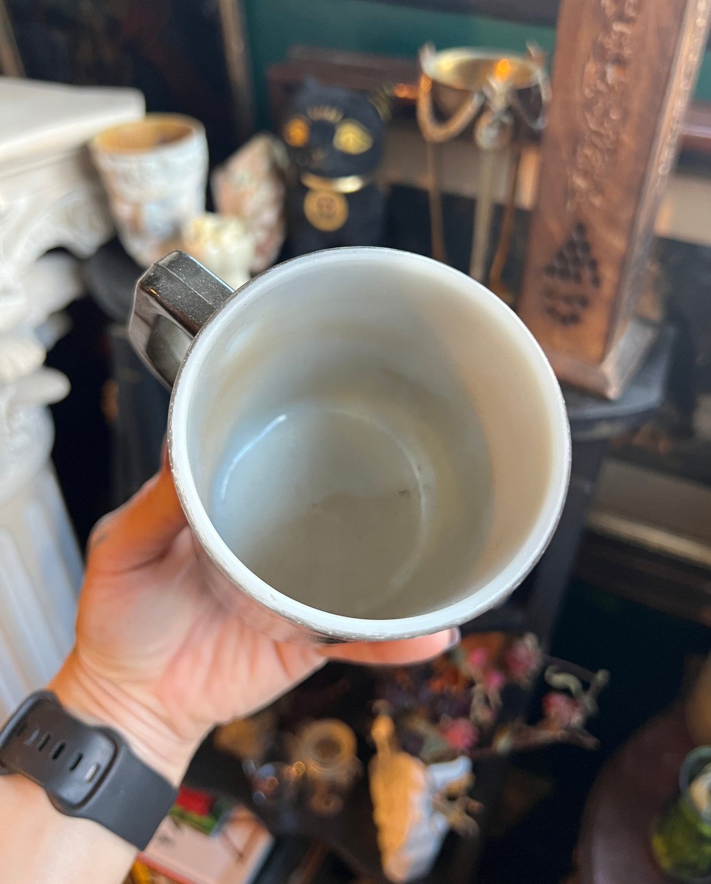 Leo the Lion Milk Glass Mug