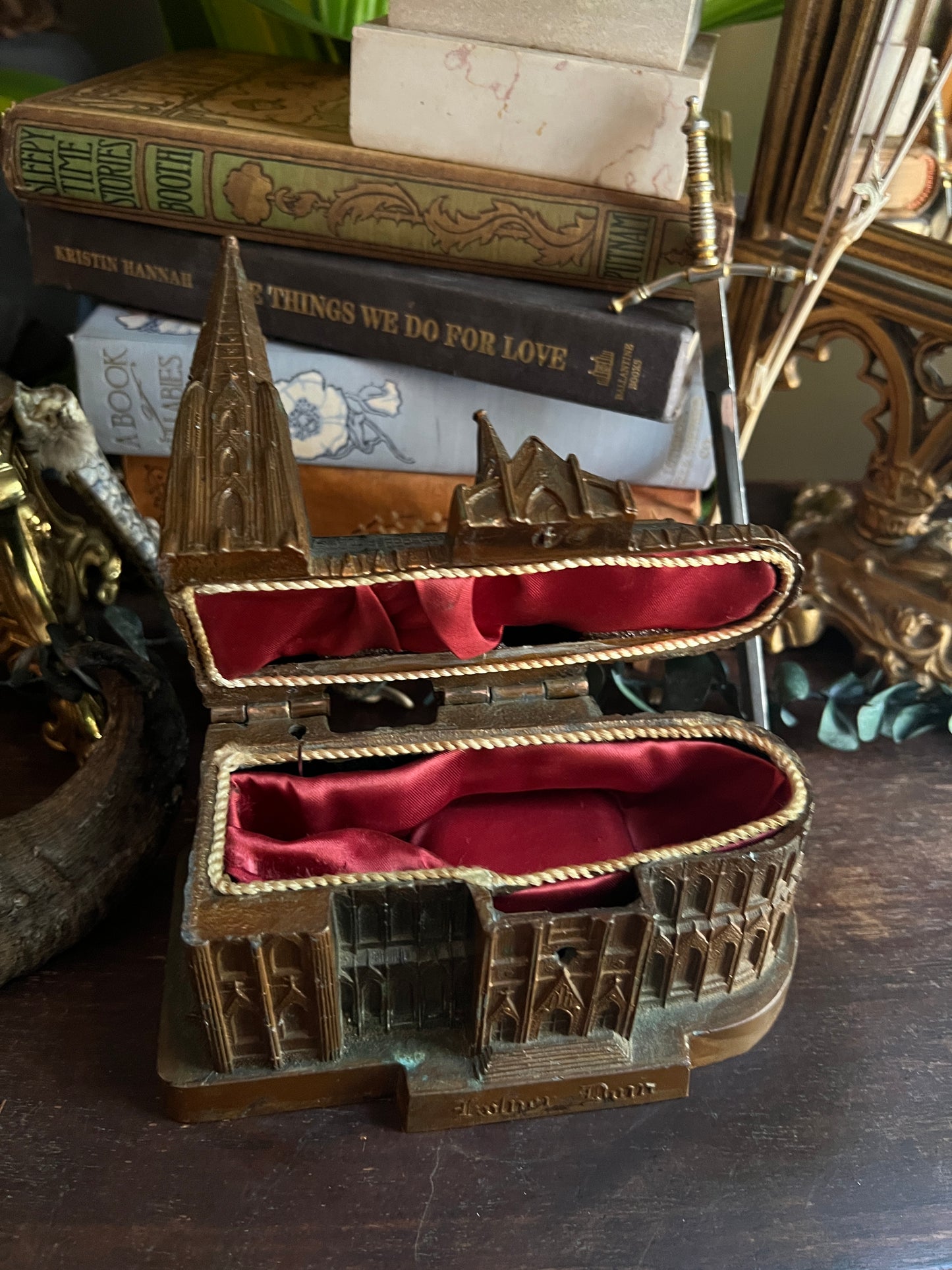 Kolner Dom Cologne Cathedral Musical Jewelry Box