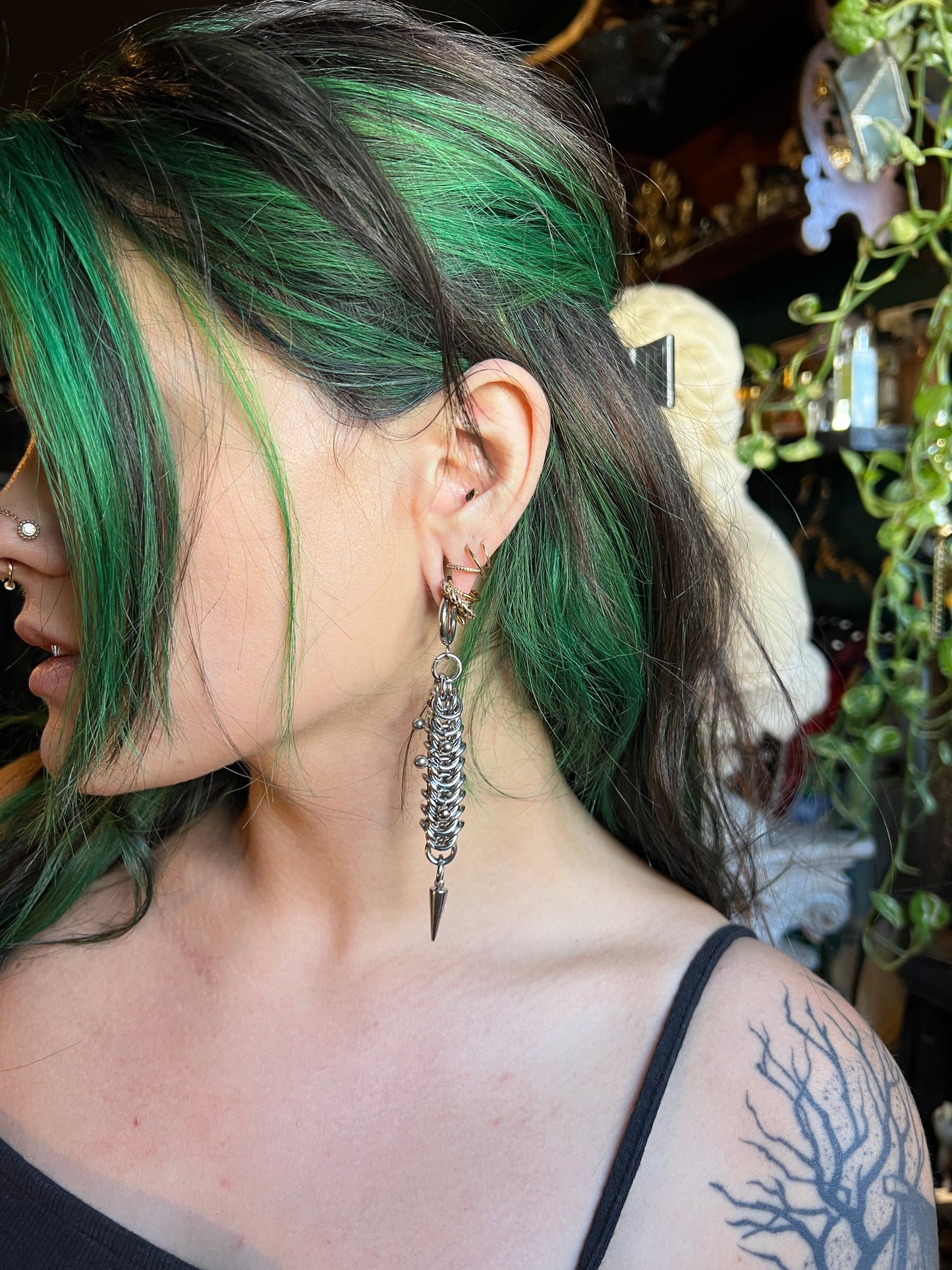 Vertebrae Spike Earrings