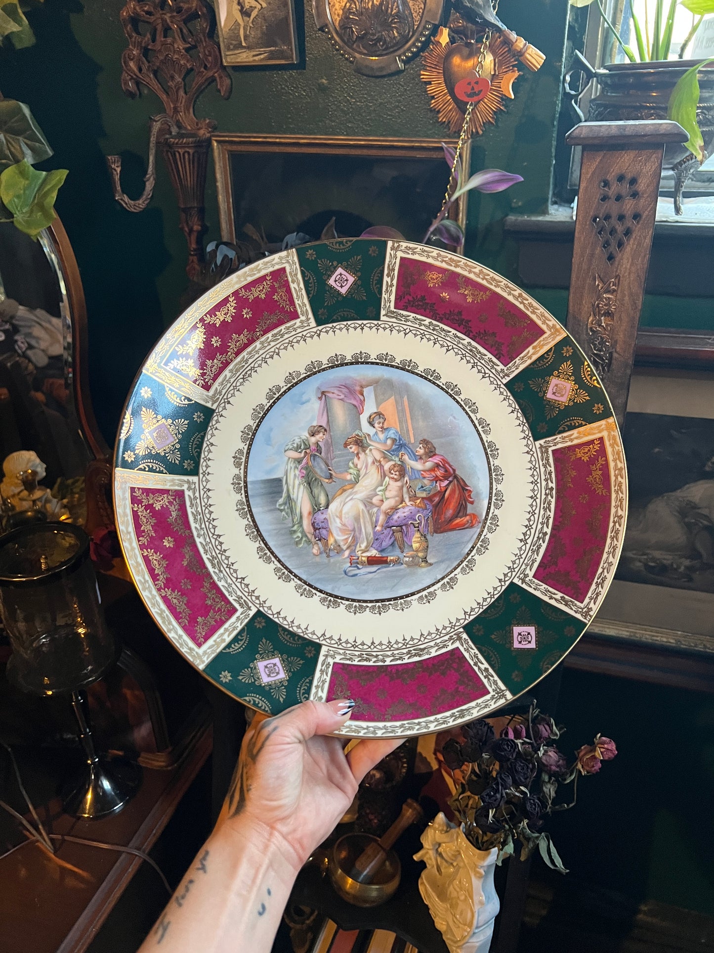 Royal Vienna Care Of Venus Cabinet Plate