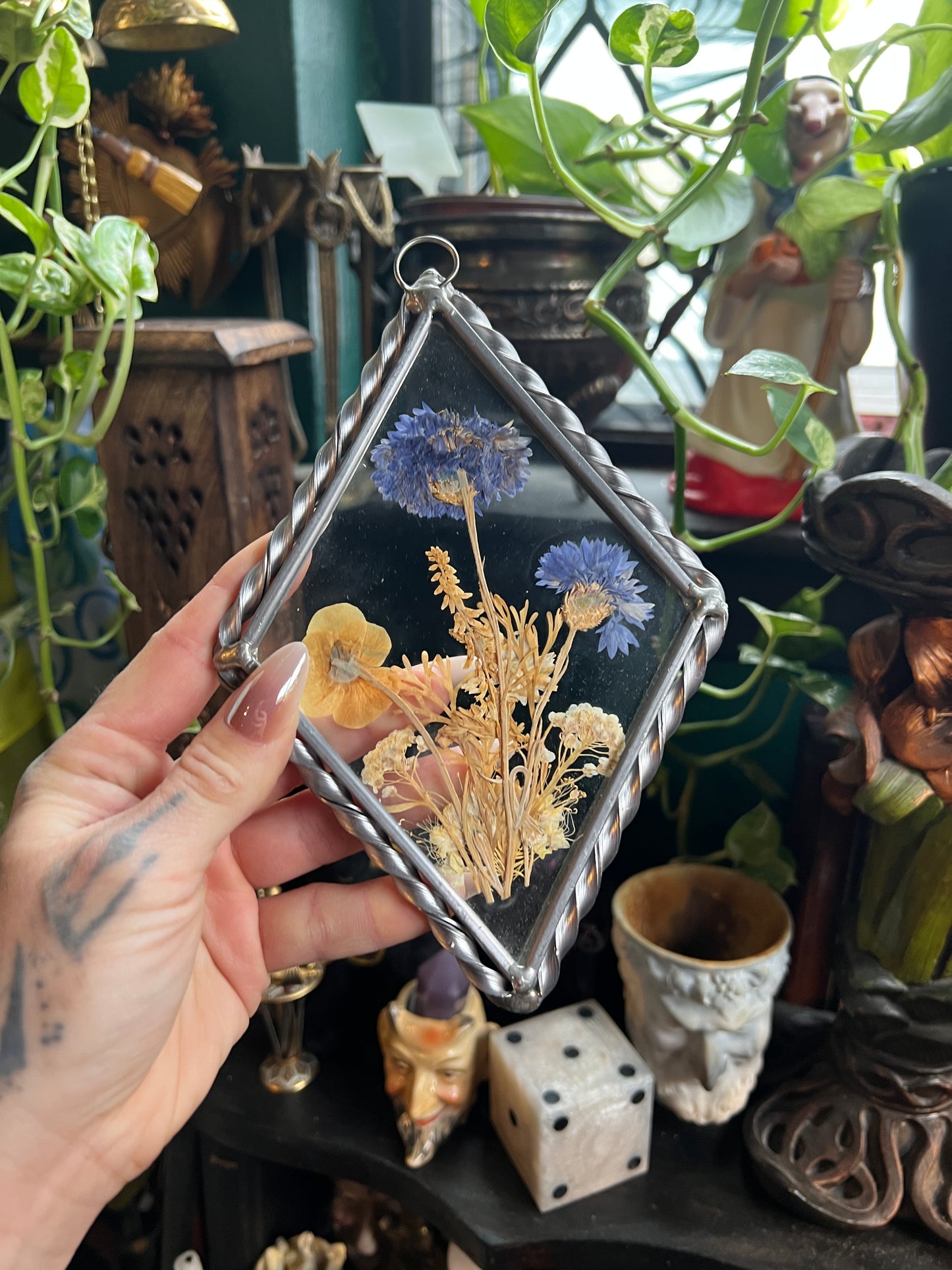 Diamond Pressed Floral Sun Catcher