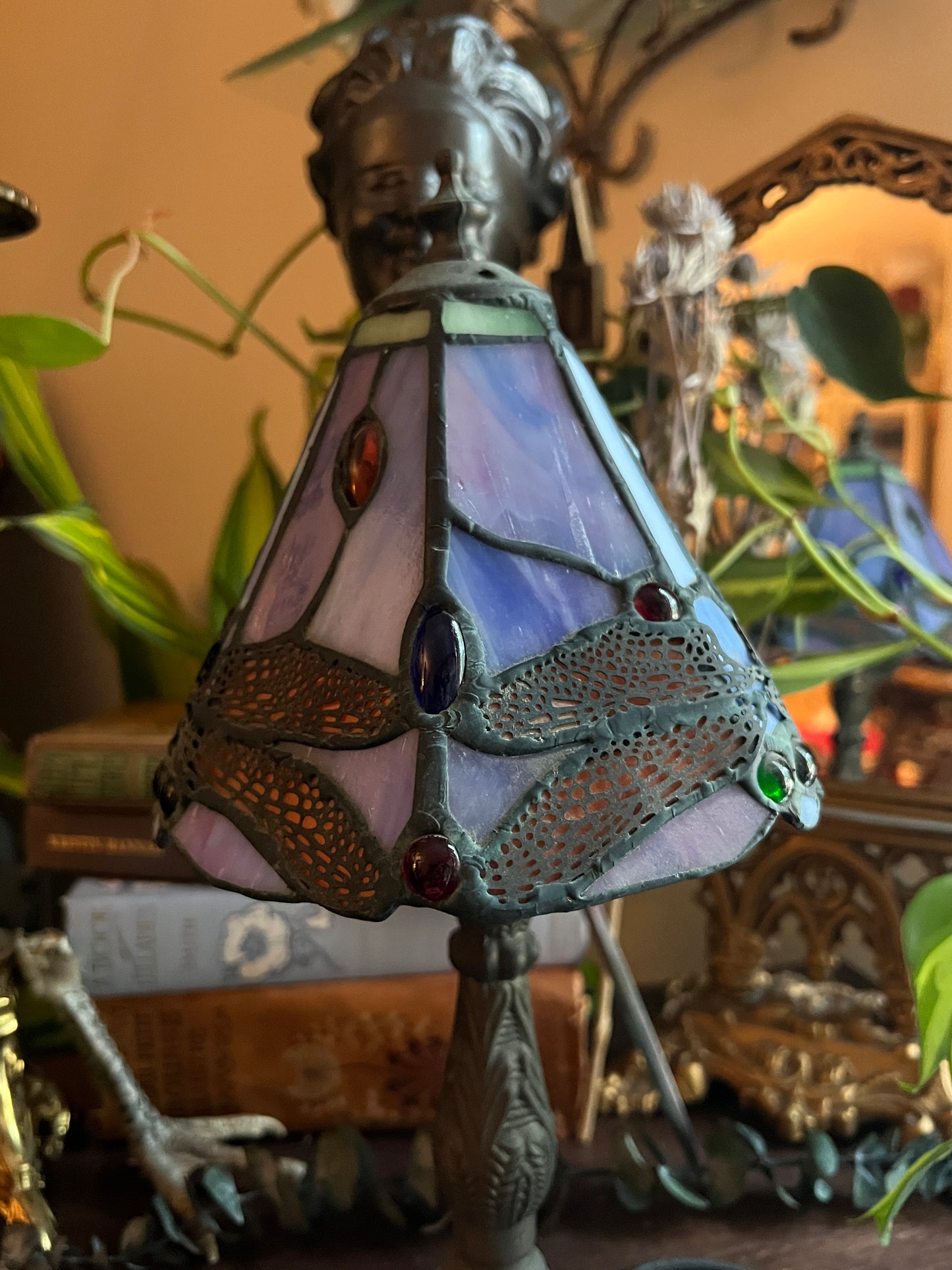 Tiffany Style Dragonfly Stained Glass Lamp