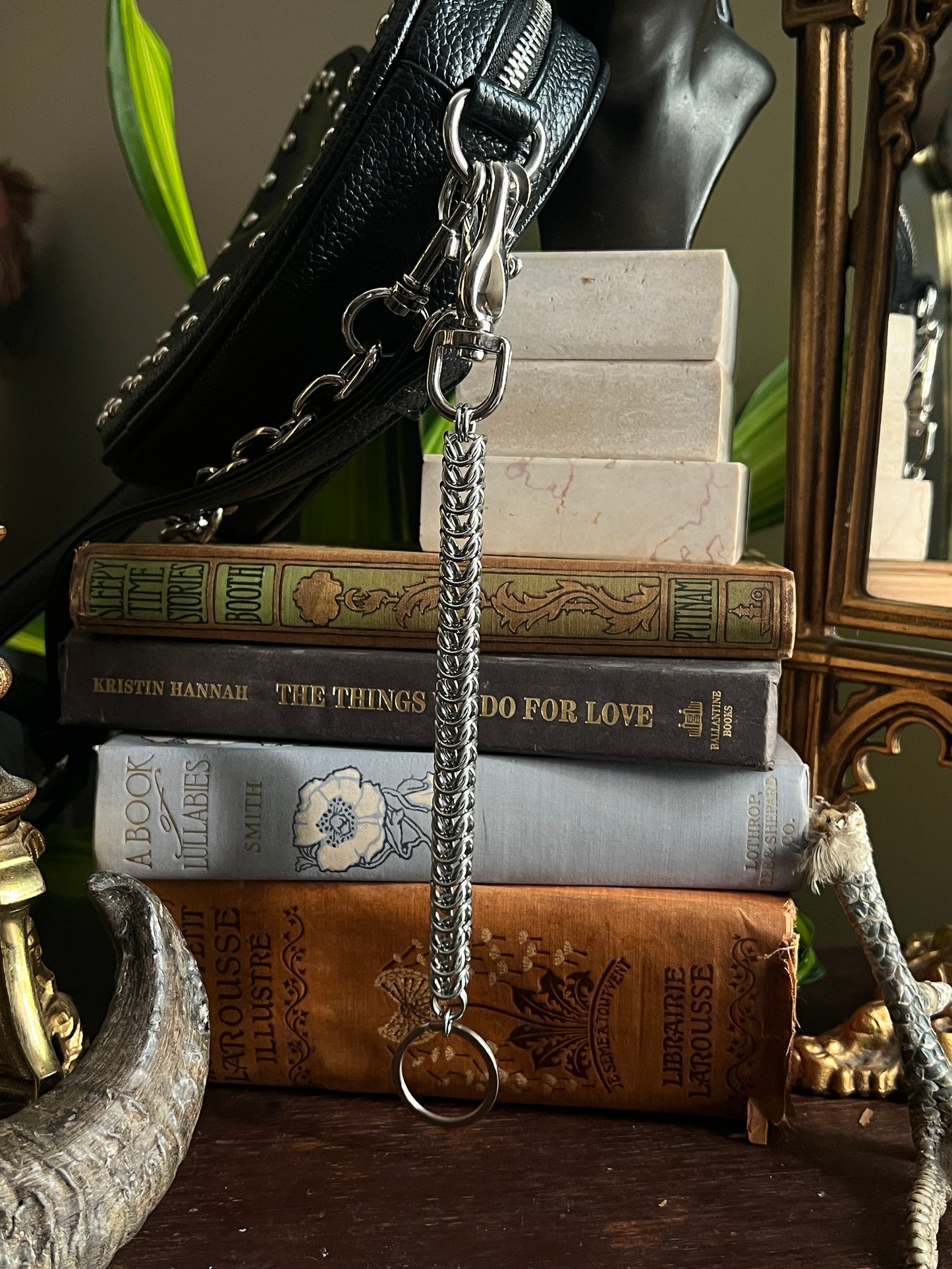 Knight’s Lanyard Keychain