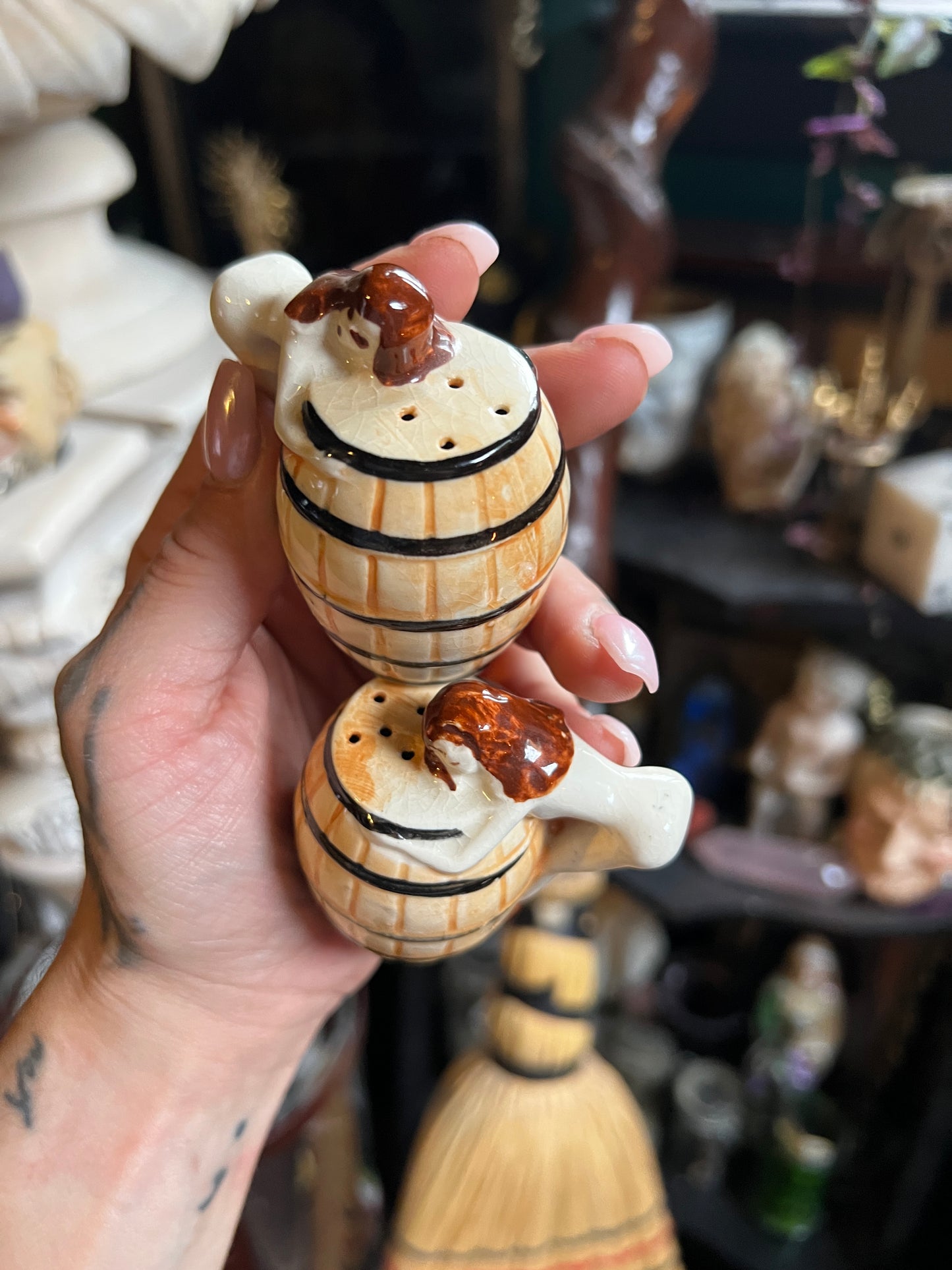 1950s Bottoms Up Salt & Pepper Shakers