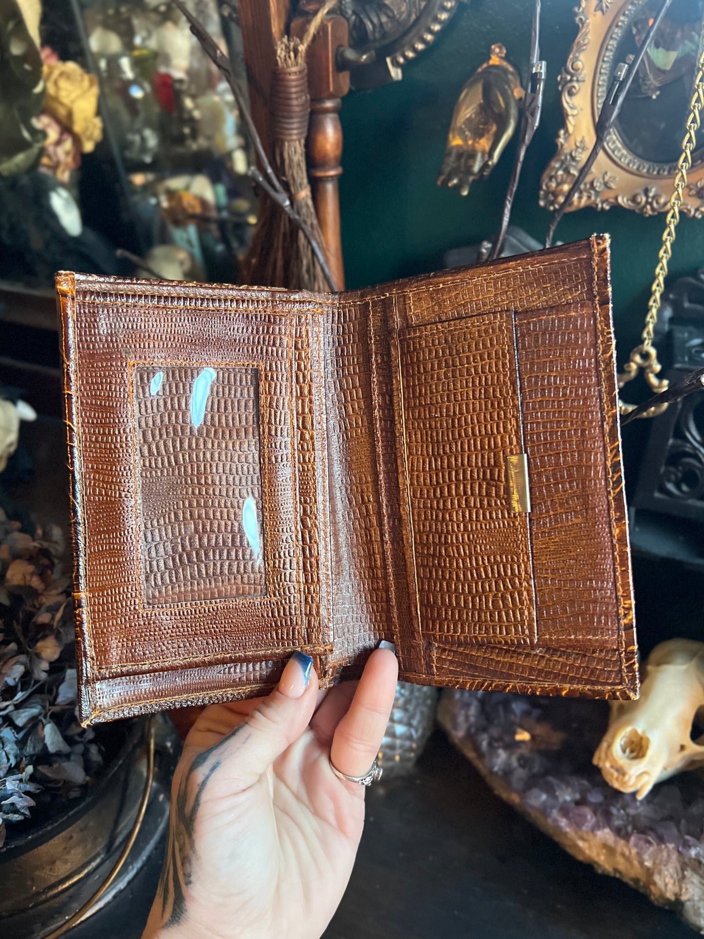 Vintage Hand Tooled Leather Wallet & Keychain