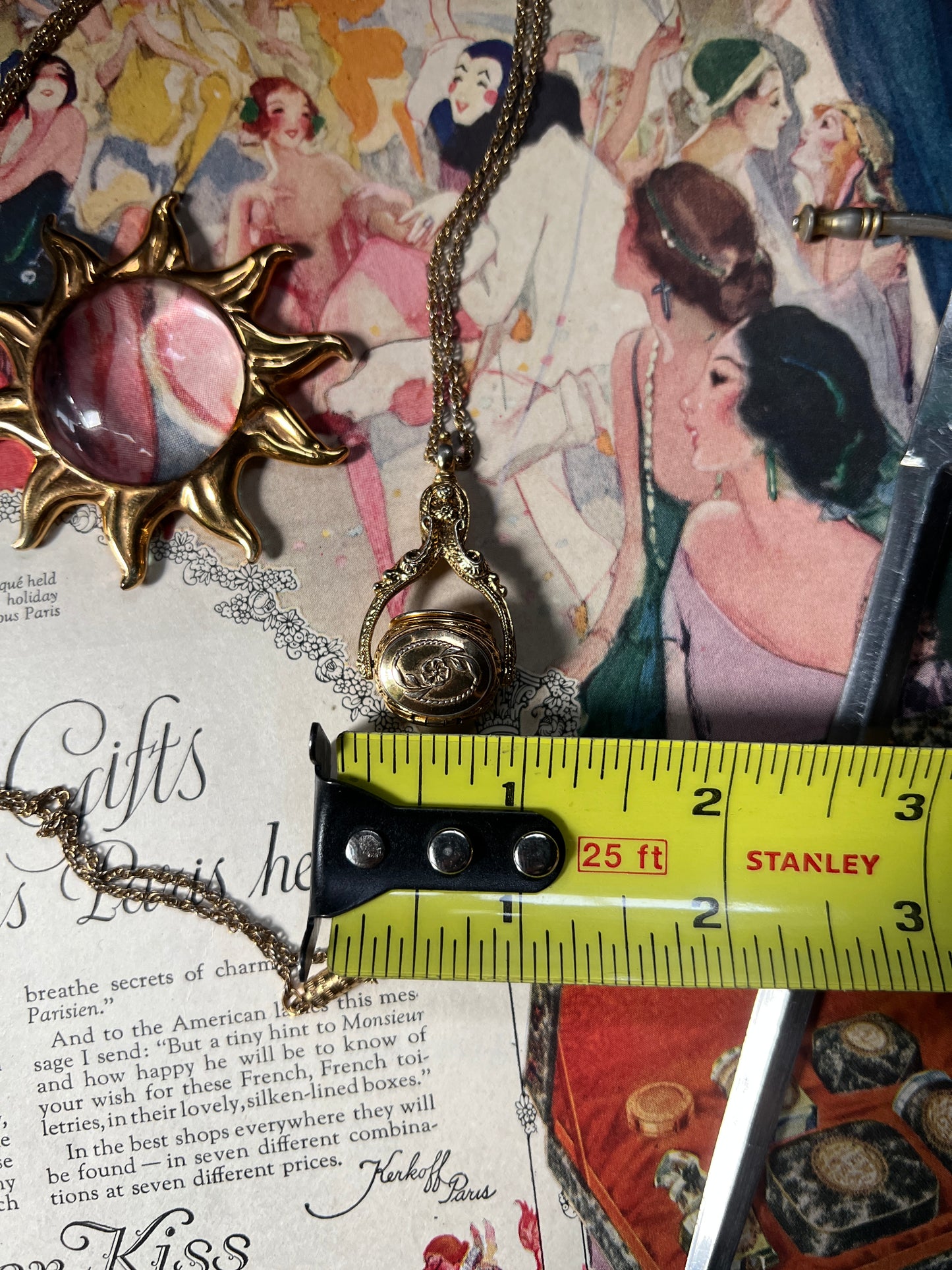 The 1928 3-Sided Spinner Locket Necklace