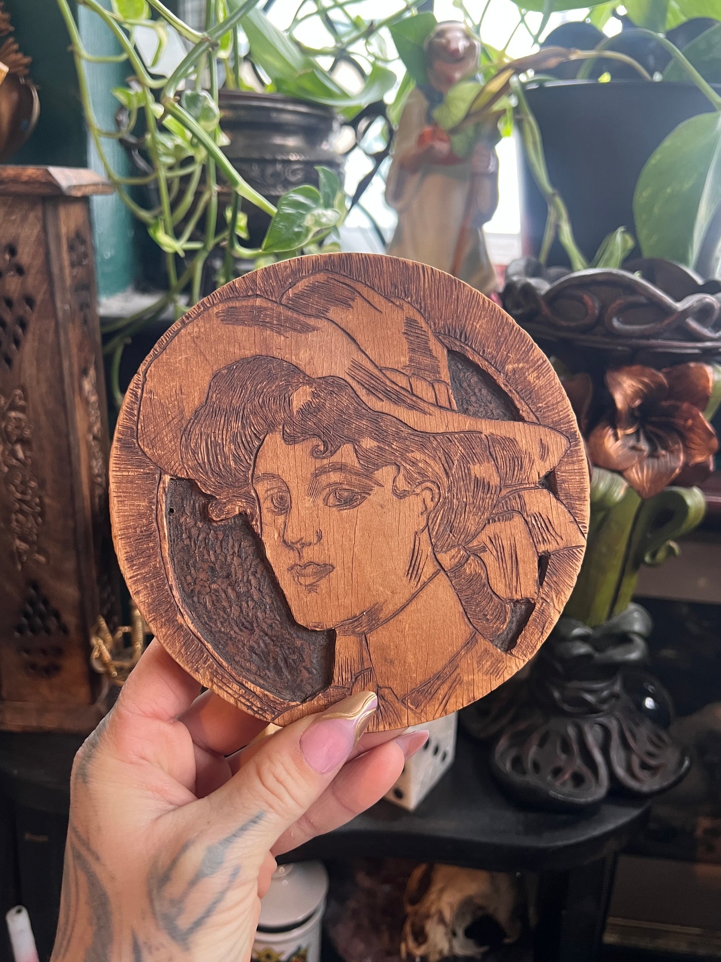 Flemish Art Gibson Girl Wooden Plaque