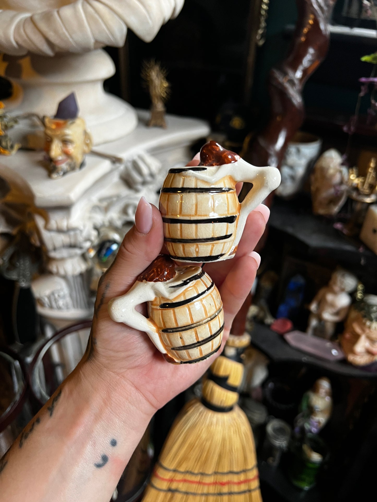 1950s Bottoms Up Salt & Pepper Shakers