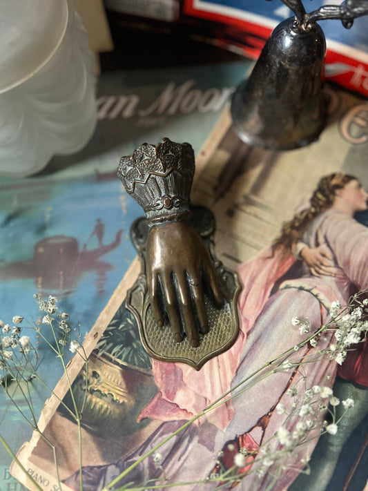 Victorian Hand Clip