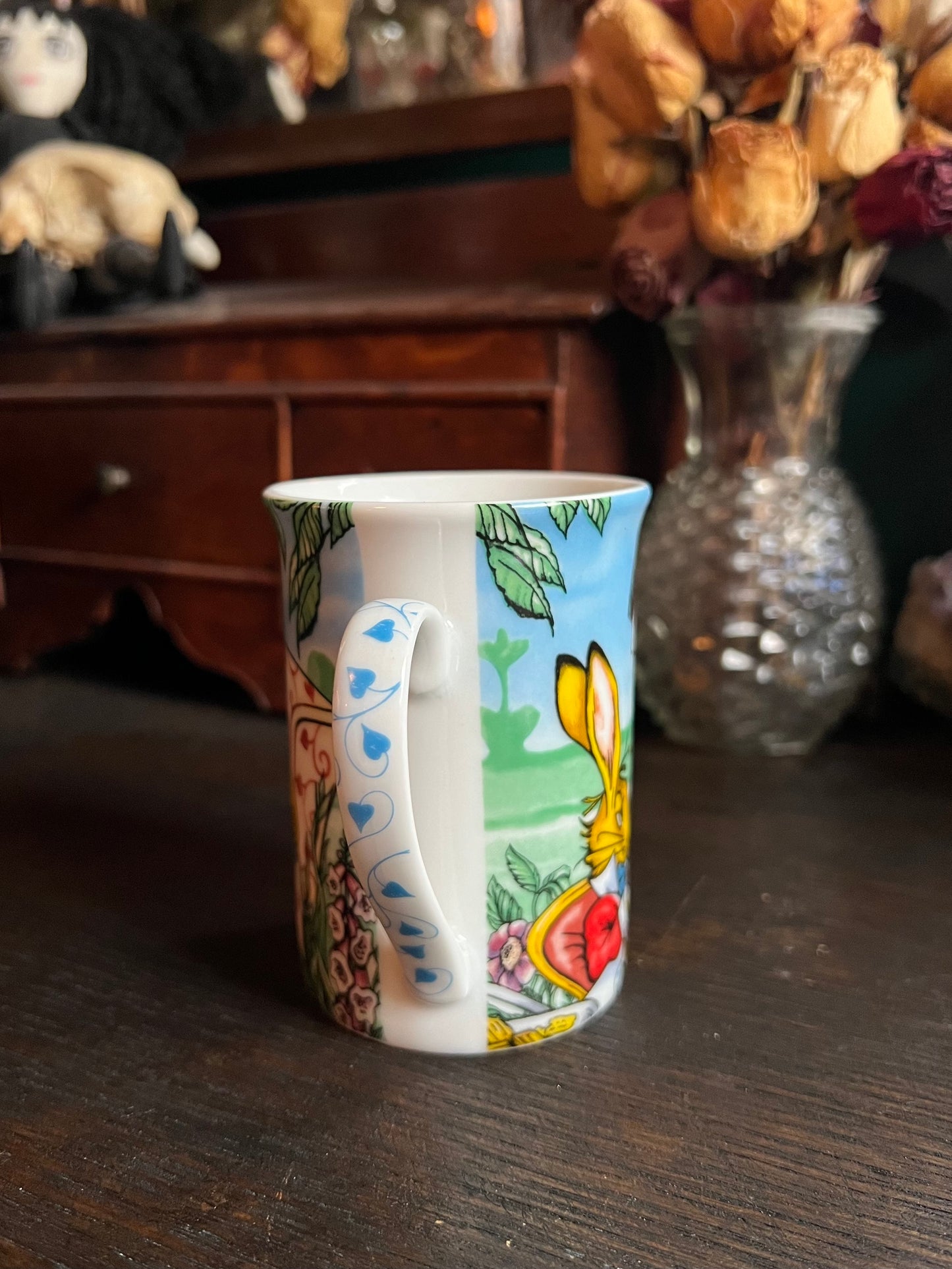 Alice in Wonderland Tea Cup