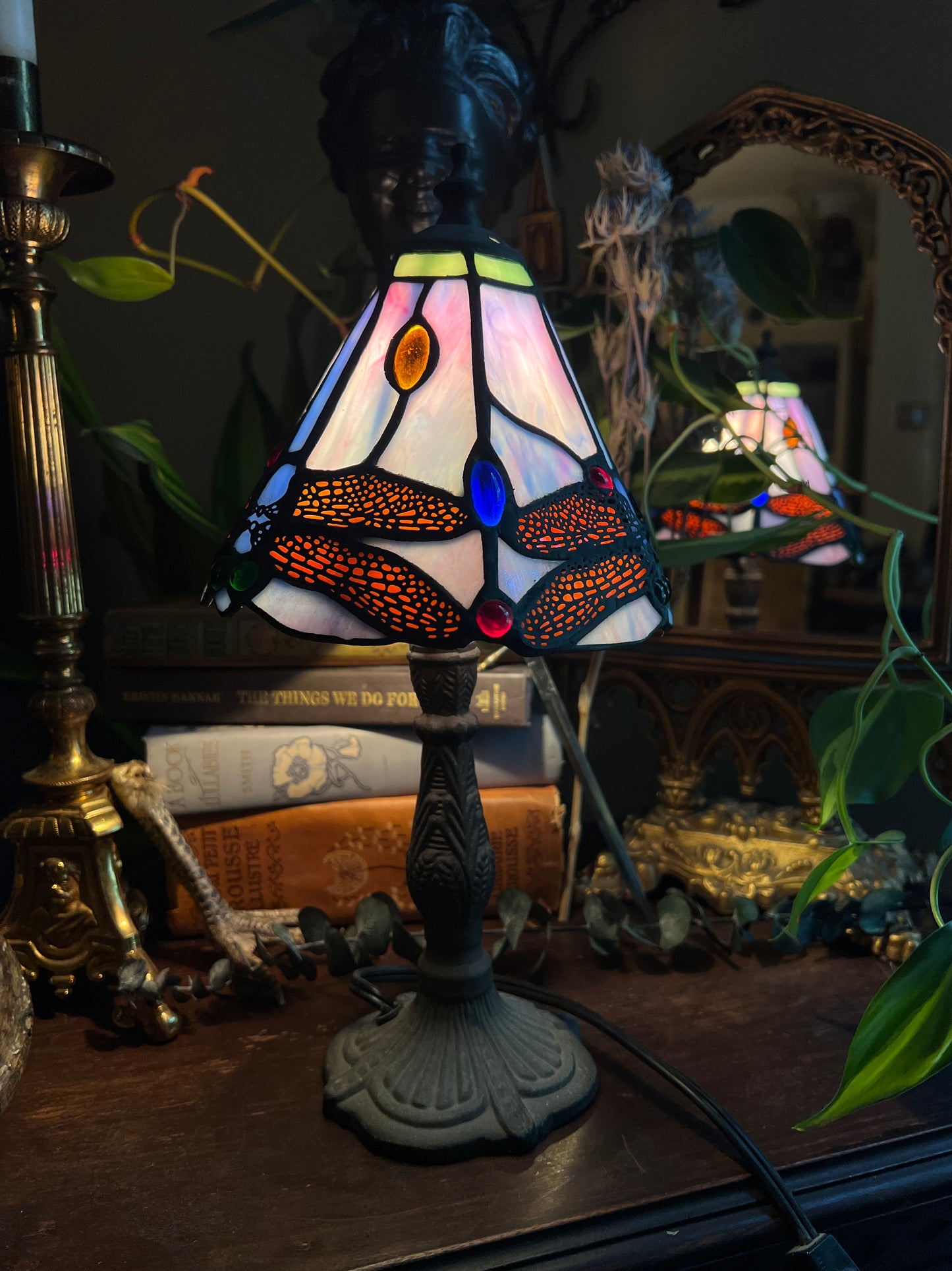 Tiffany Style Dragonfly Stained Glass Lamp