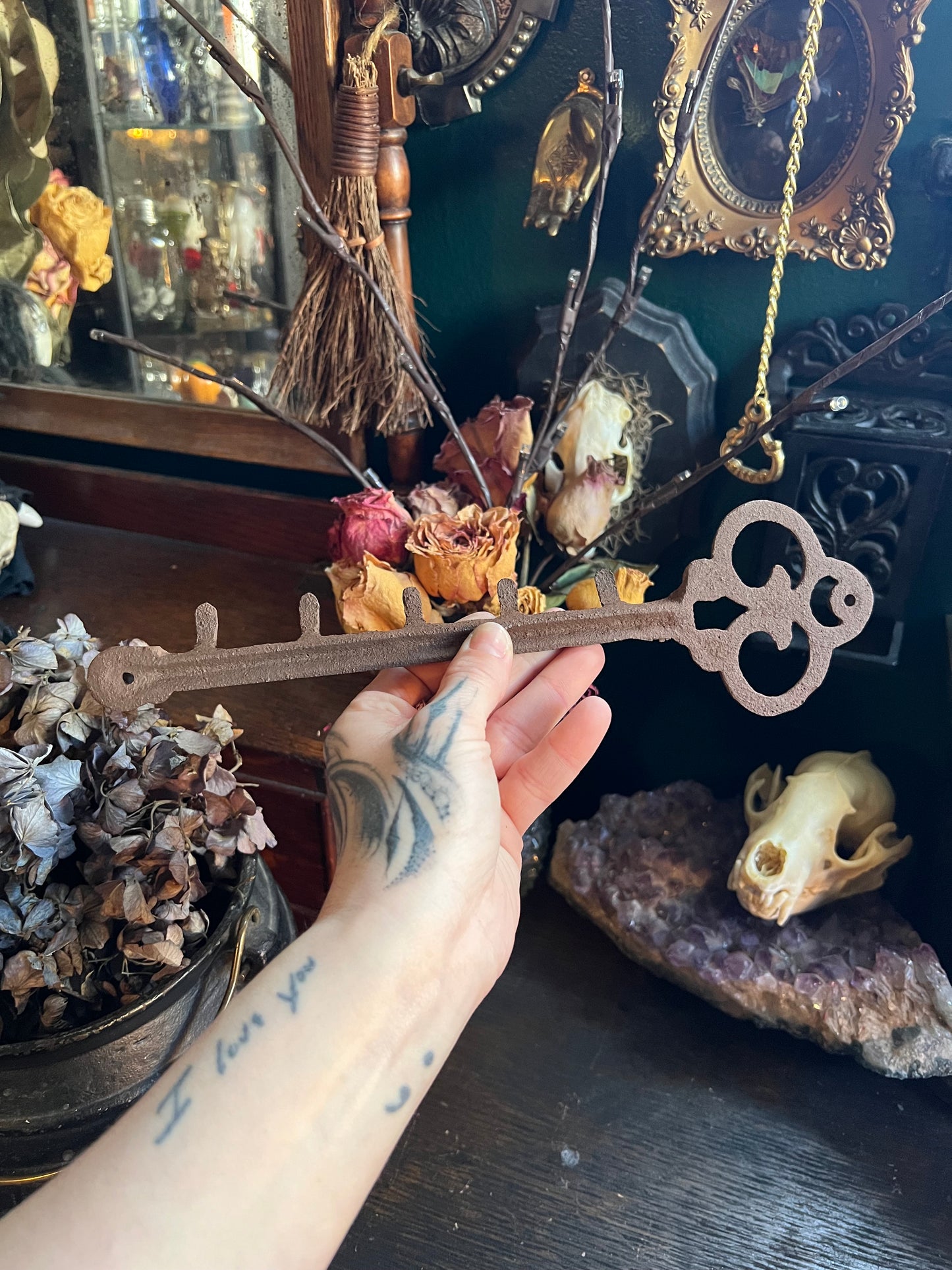 Hecate’s Key Hook