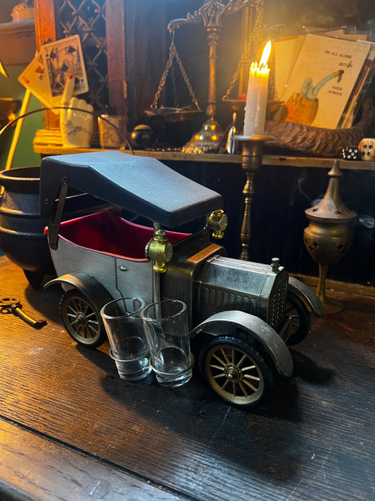 1918 Ford Model T Music Car Bar Set