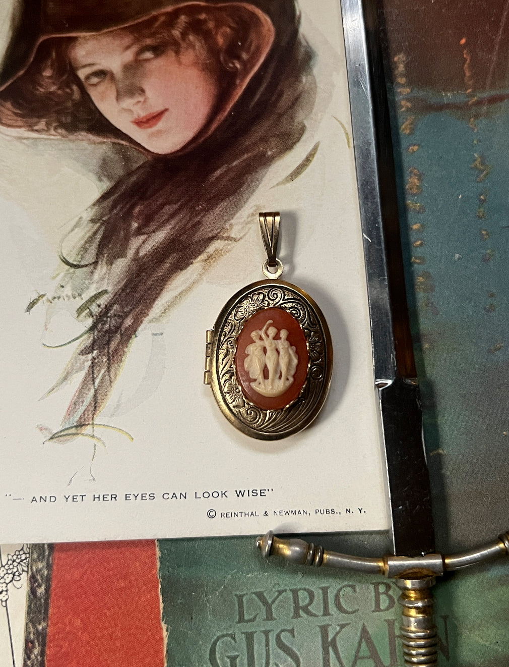 Three Graces Cameo Locket