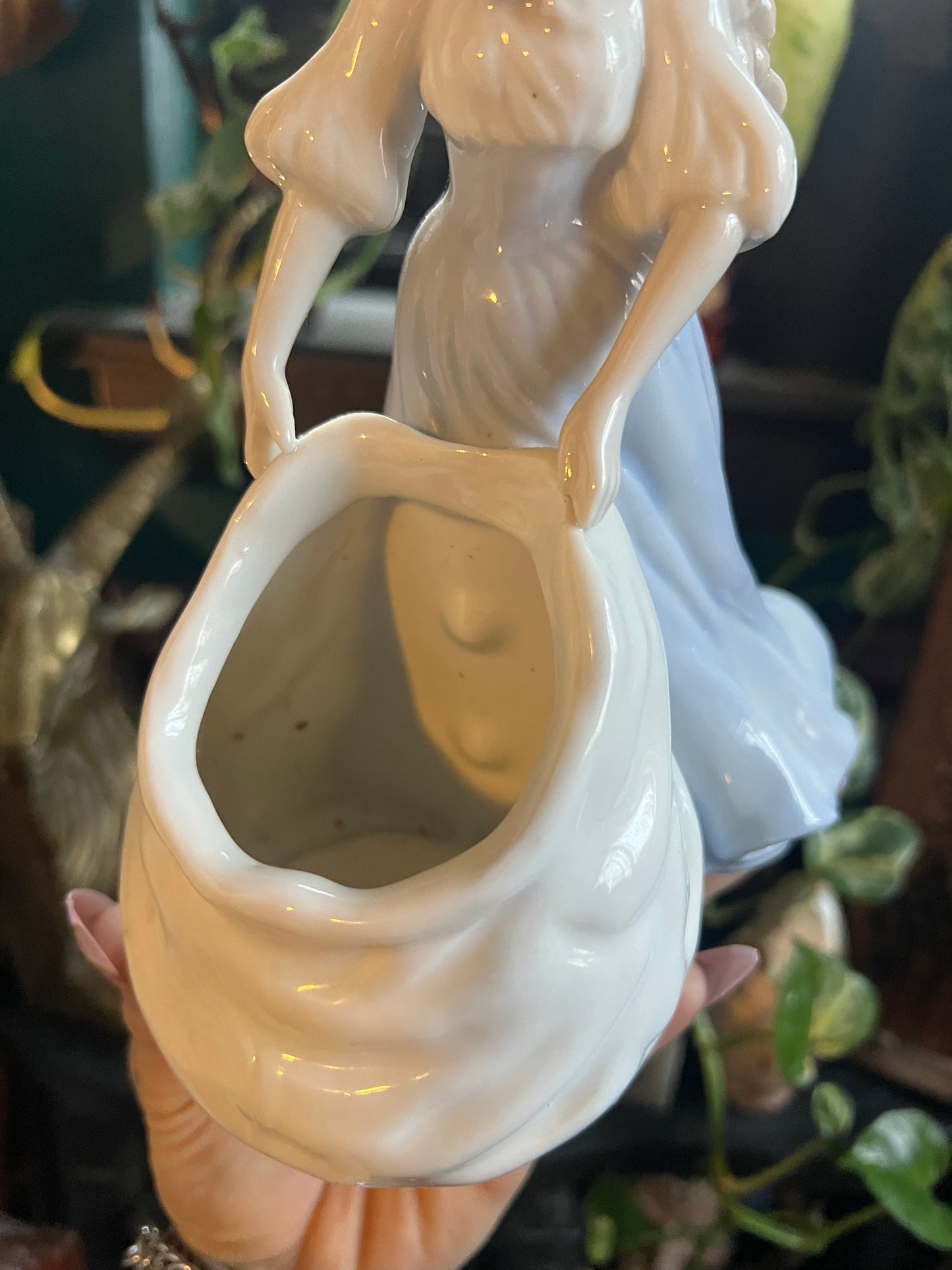 House of Loyd Maiden Planter Figurine