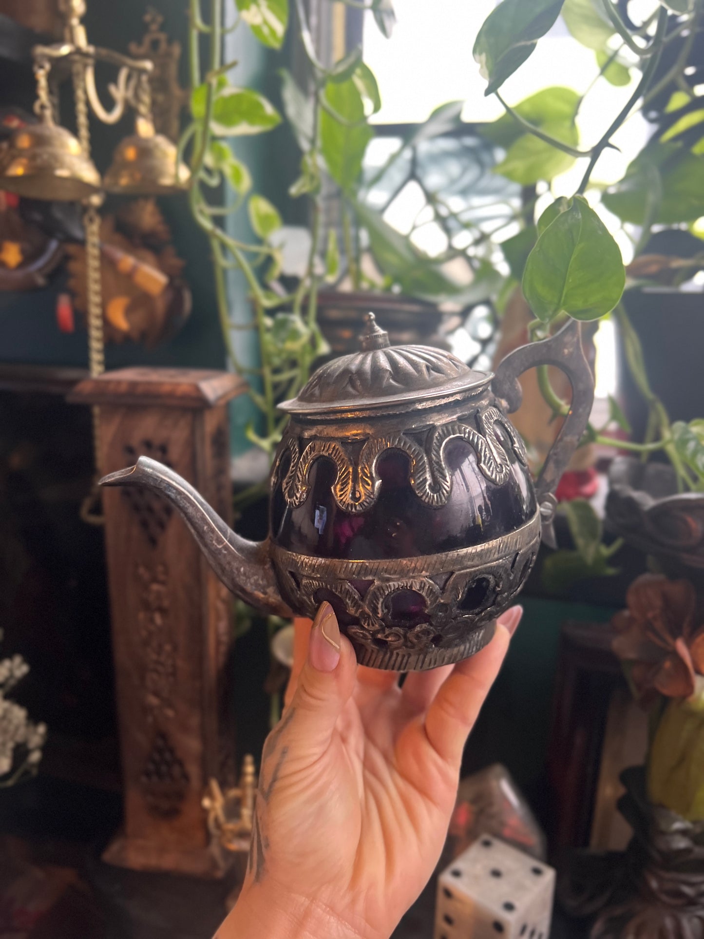 Amethyst Ornate Silver-plated Teapot