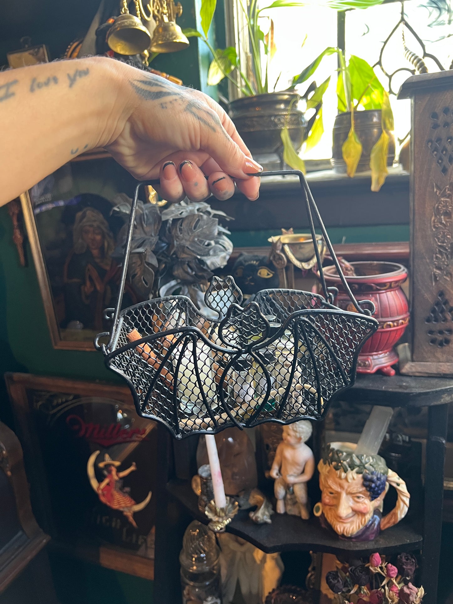 Wire Bat Basket