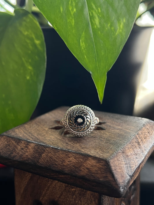 Antique Inspired Laurel Wreath Silver Ring