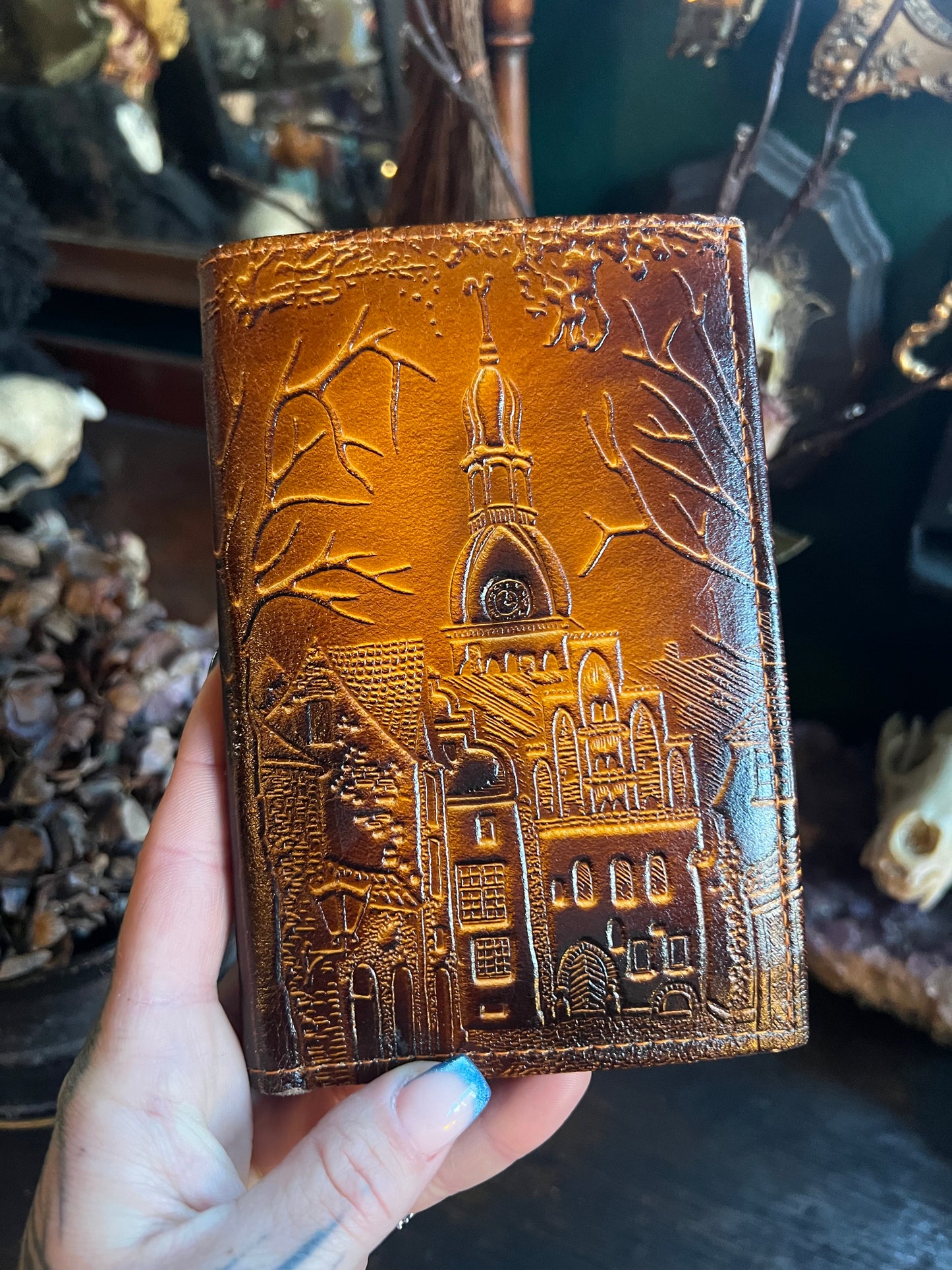 Vintage Hand Tooled Leather Wallet & Keychain