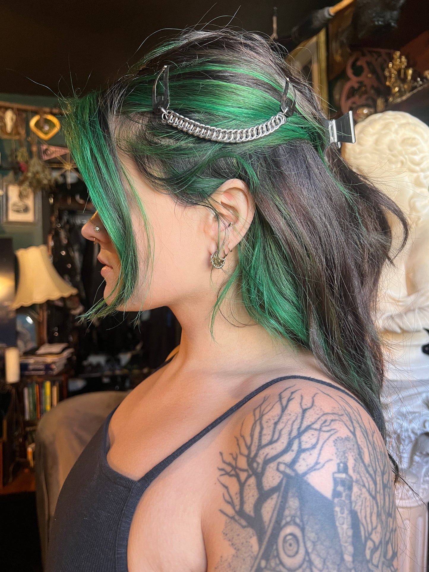 The Vesper Twin-Clip: Pearl & Iron Hair Adornment