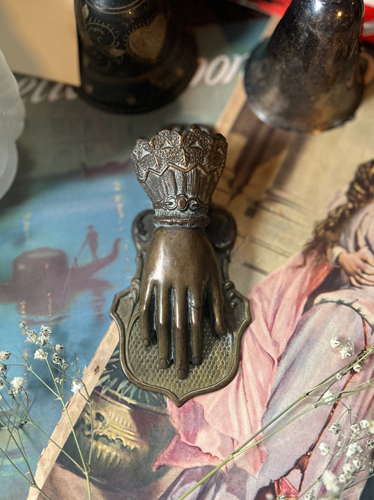 Victorian Hand Clip