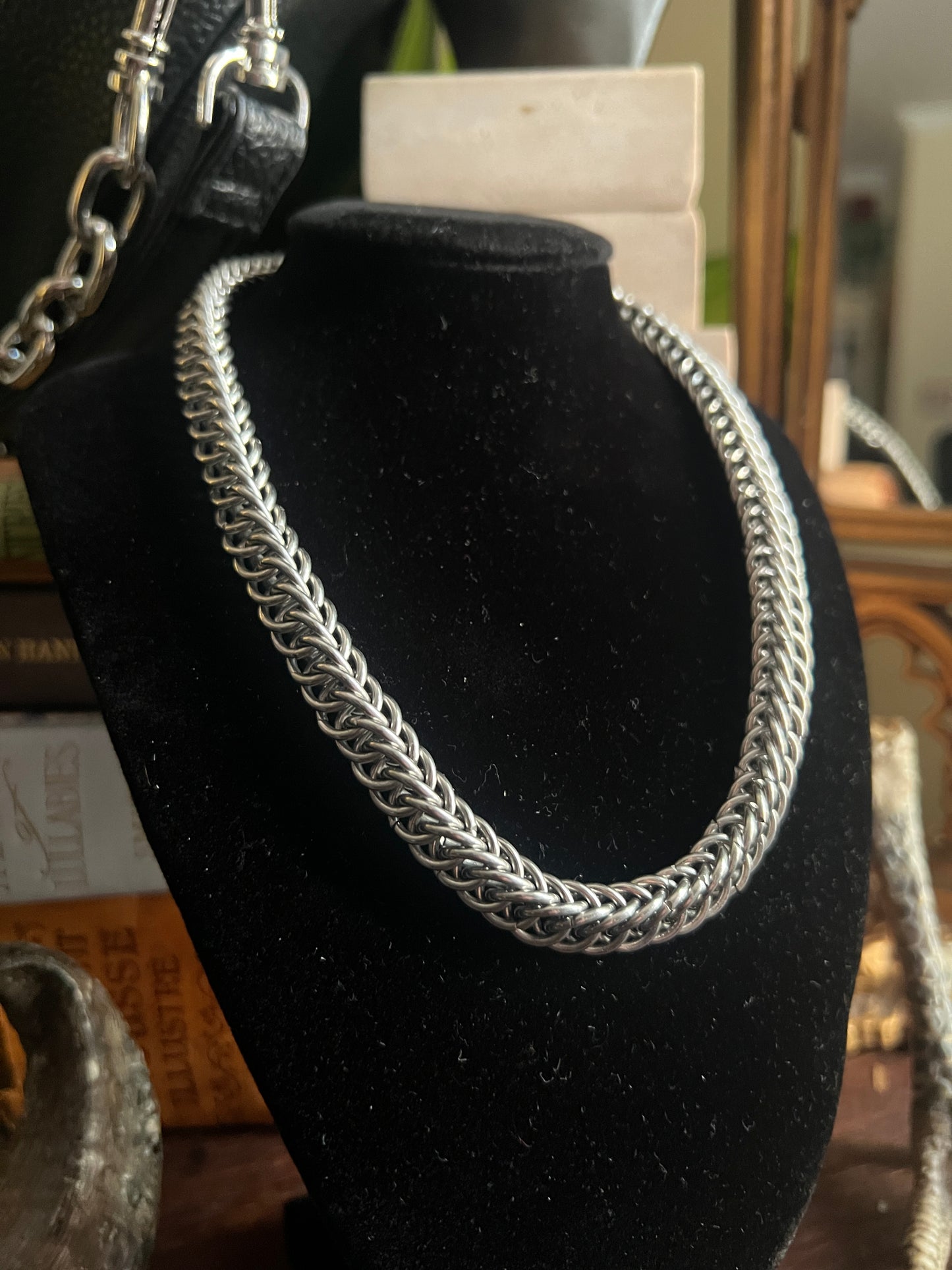 Iron Vertebrae Chain