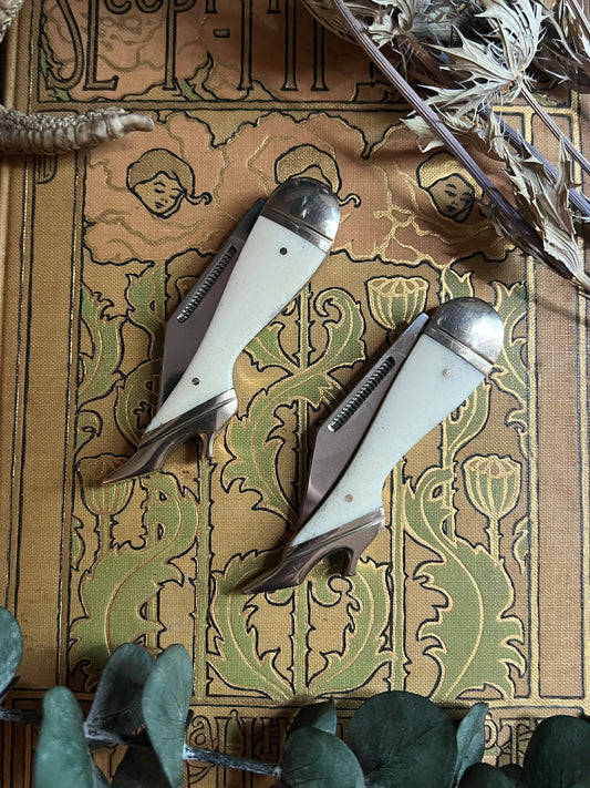 White Bone Lady Leg Pocket Knife