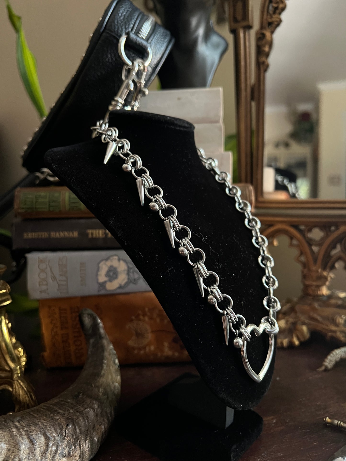 The Iron Heartstring Necklace