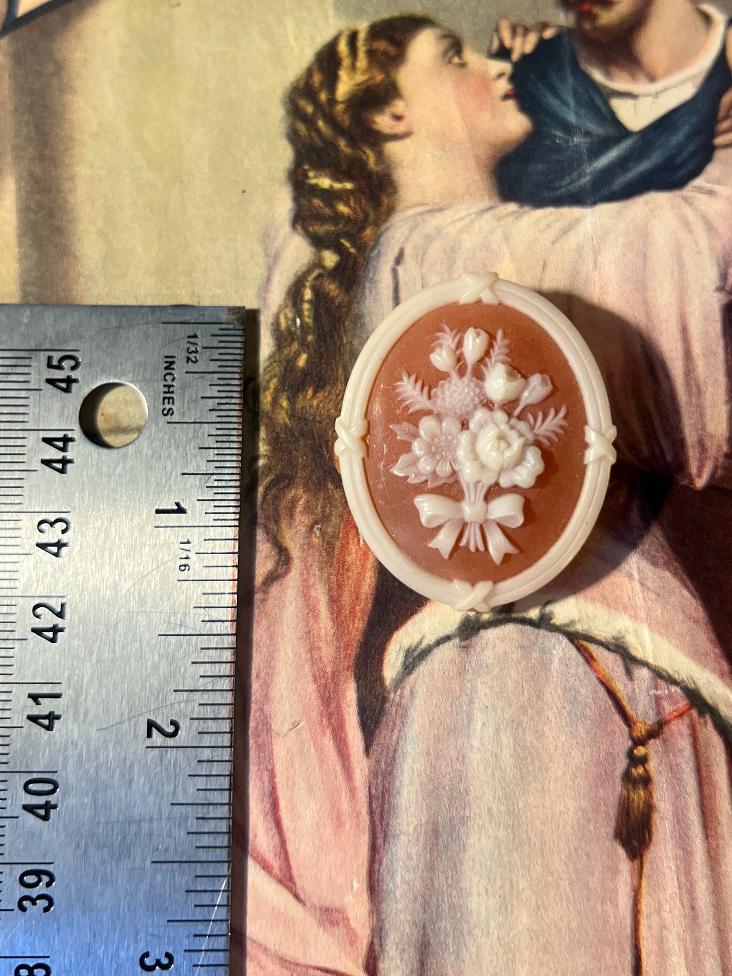 Victorian Floral Bouquet Cameo Brooch